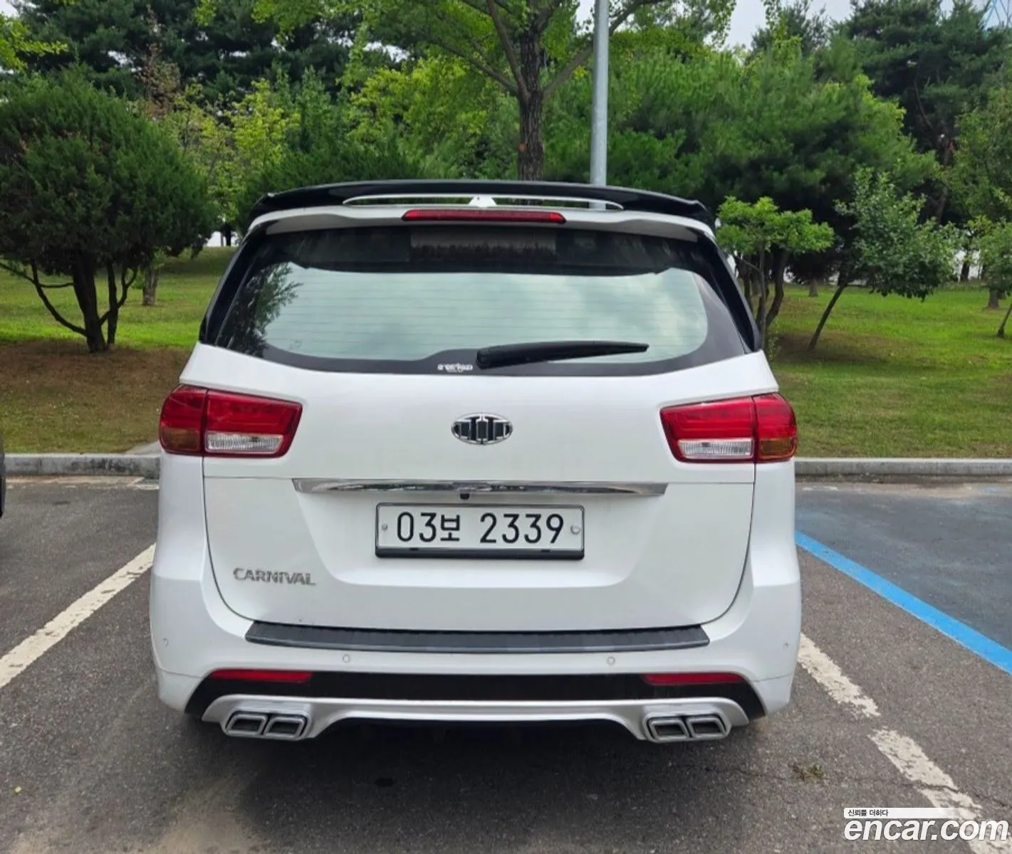 Kia Carnival 2017 — 7