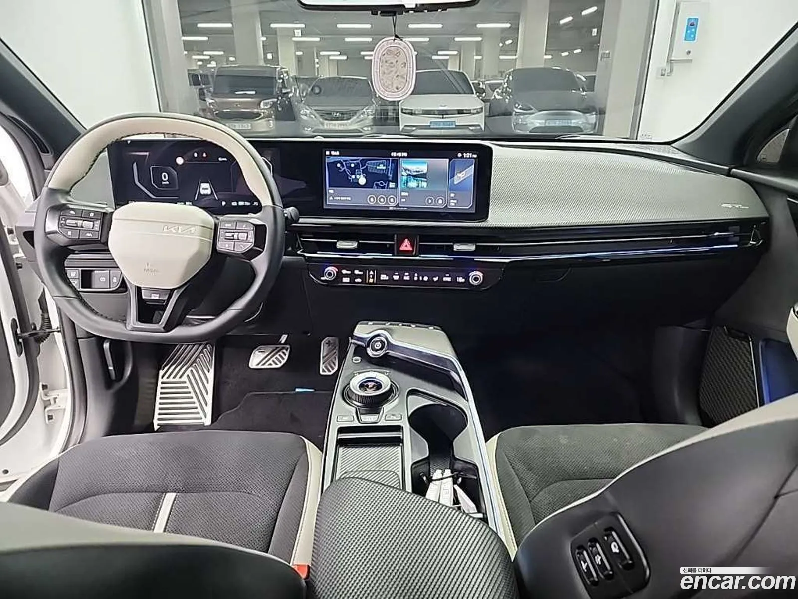 Kia EV6 2024 — 17