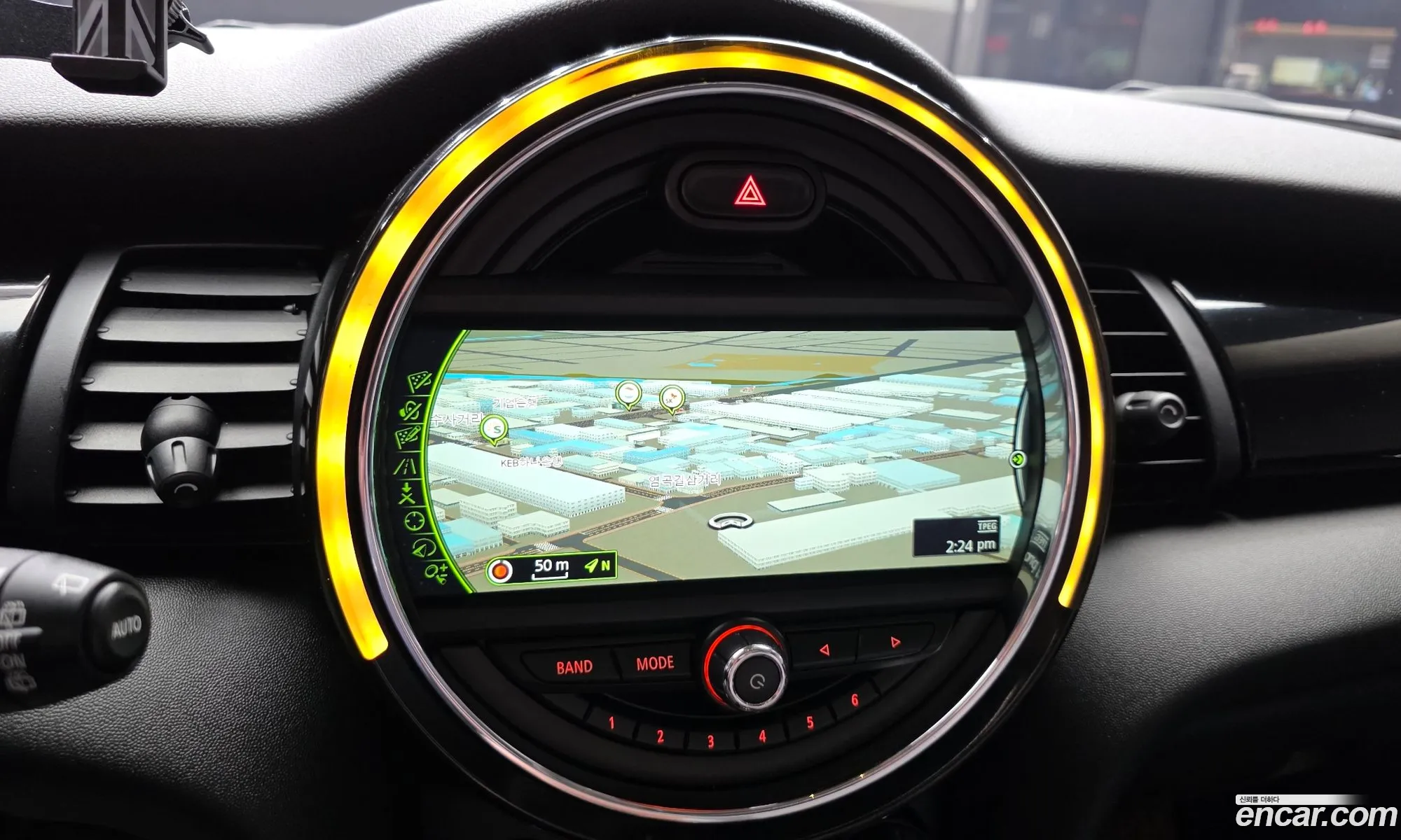 Mini Cooper 2017 WMWXP5105H3A98815 — 8