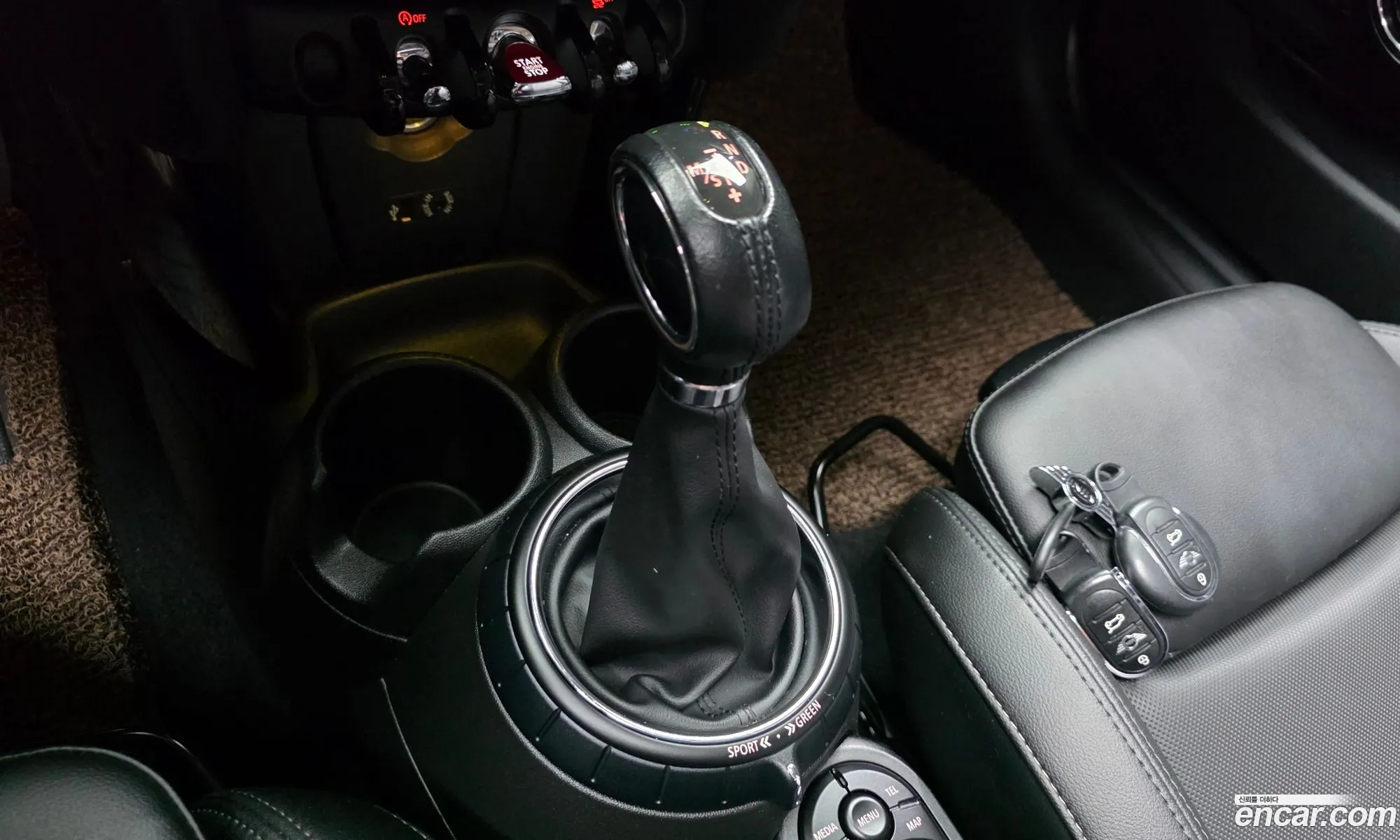 Mini Cooper 2017 WMWXP5105H3A98815 — 17