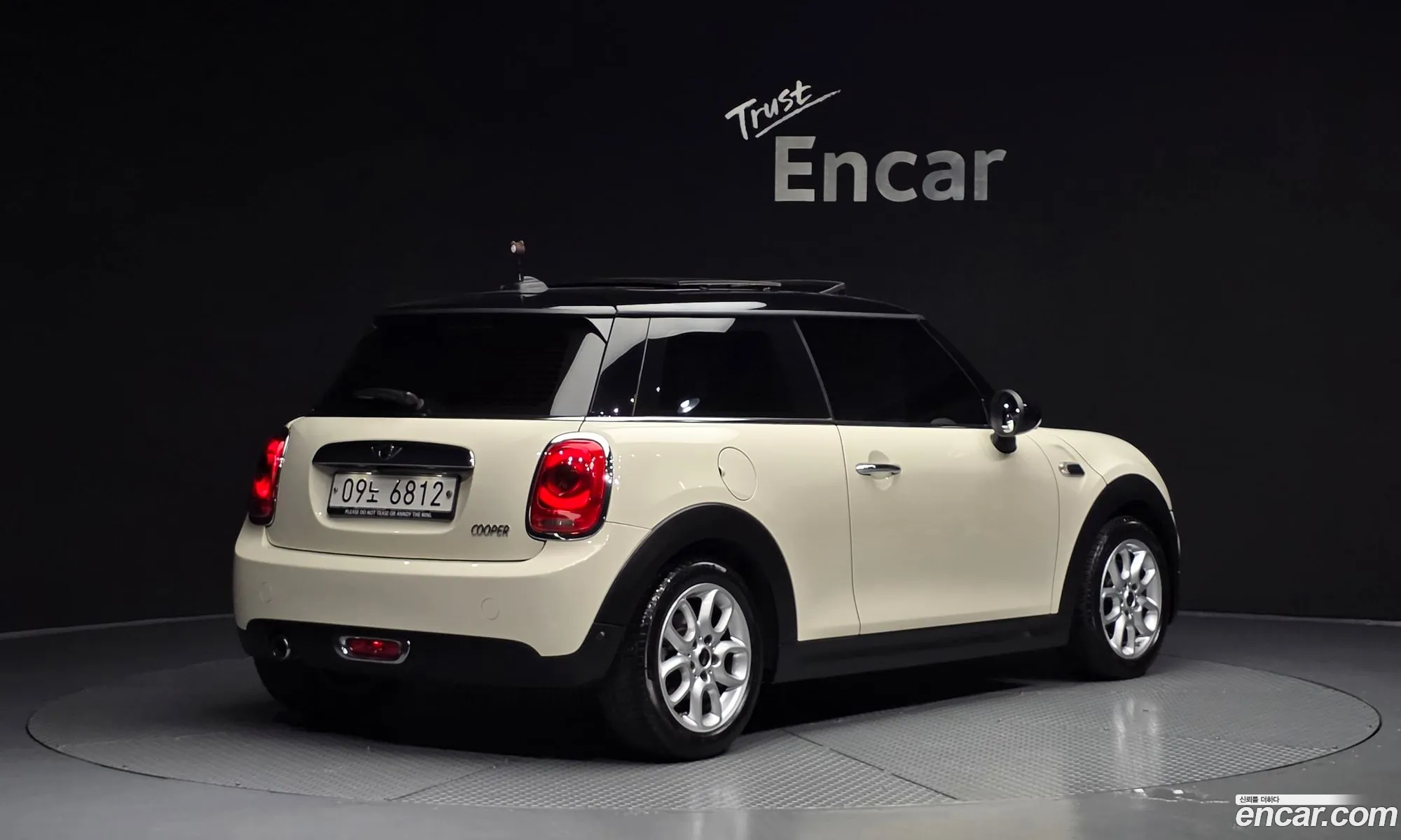 Mini Cooper 2017 WMWXP5105H3A98815 — 14