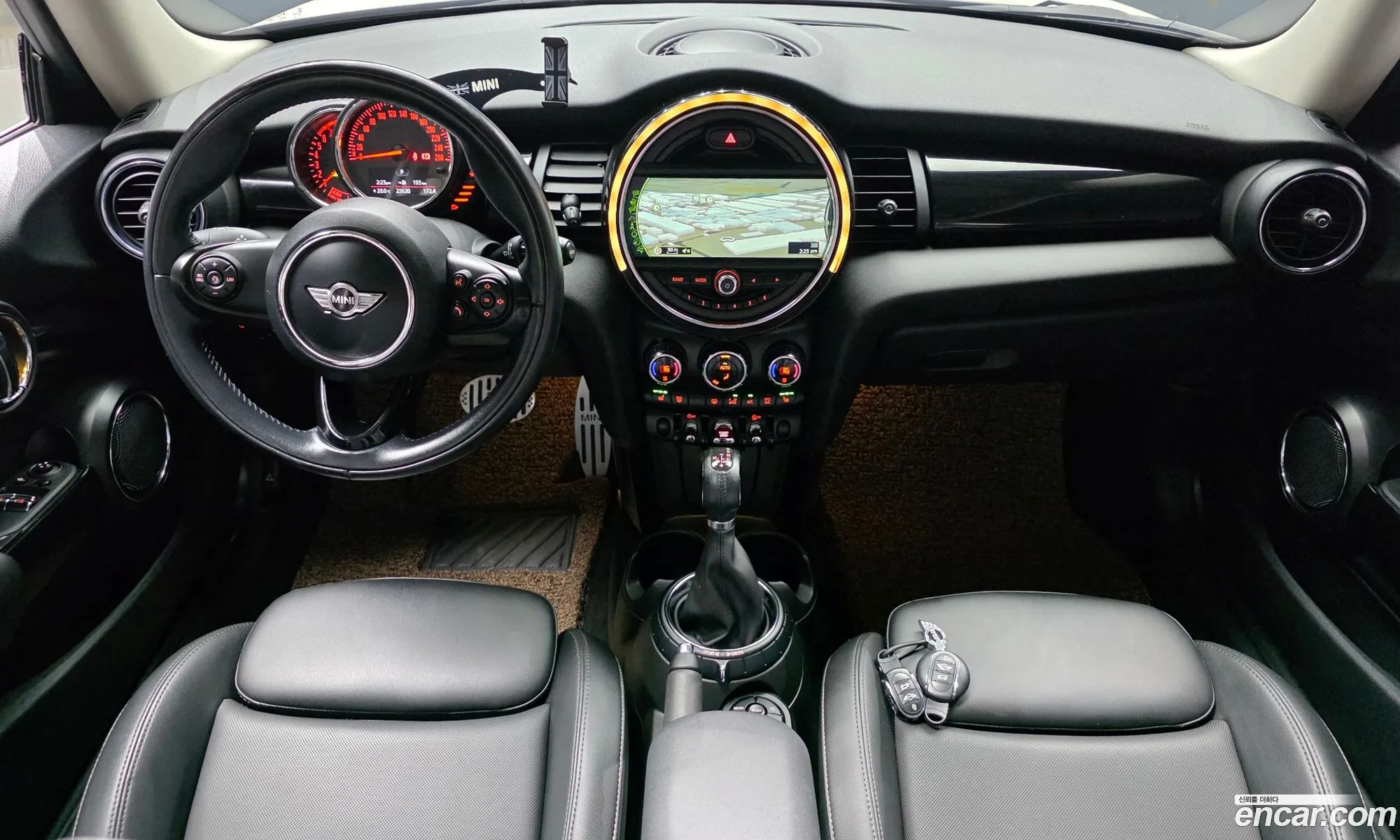 Mini Cooper 2017 WMWXP5105H3A98815 — 18