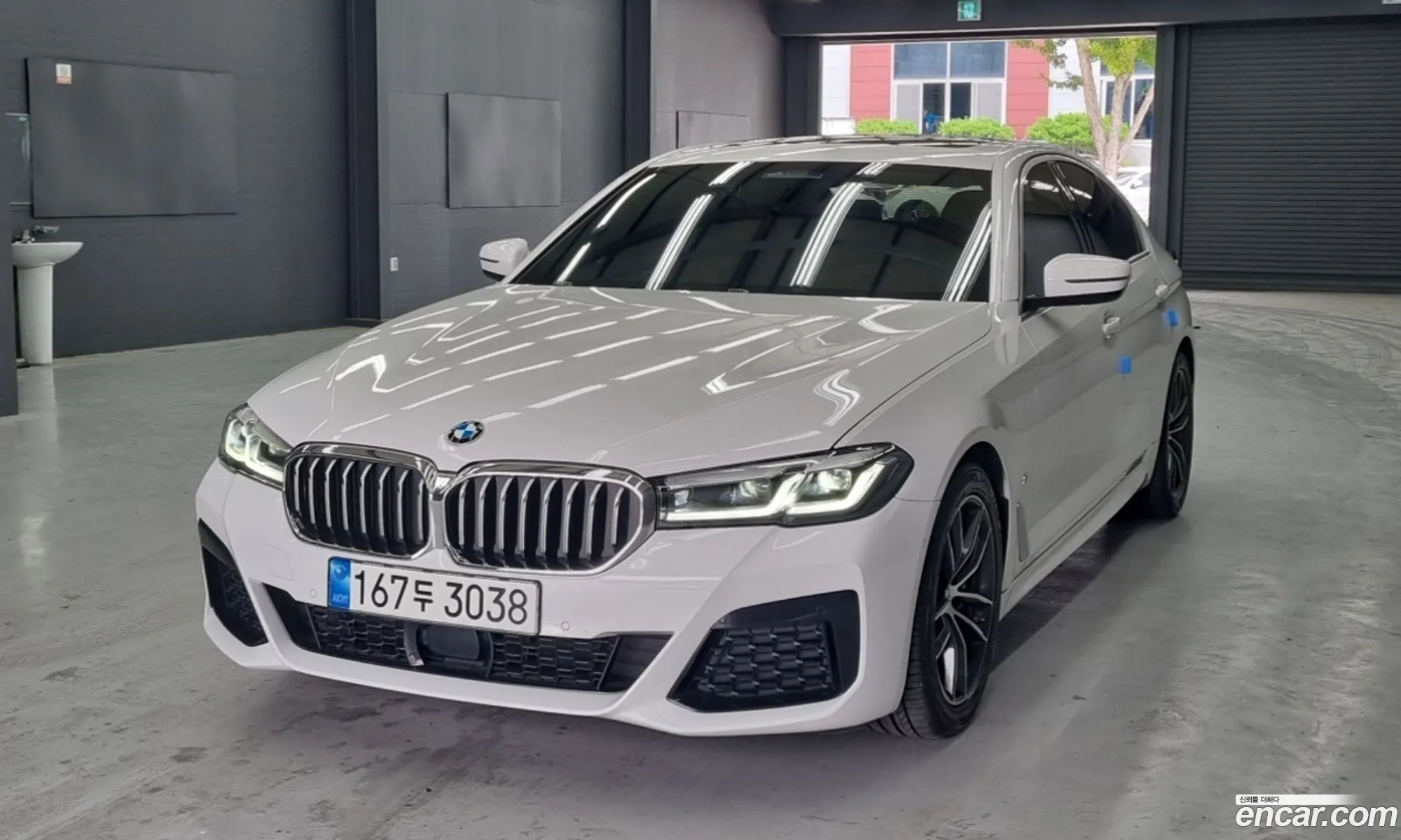 BMW 5 Series 2022 — 15