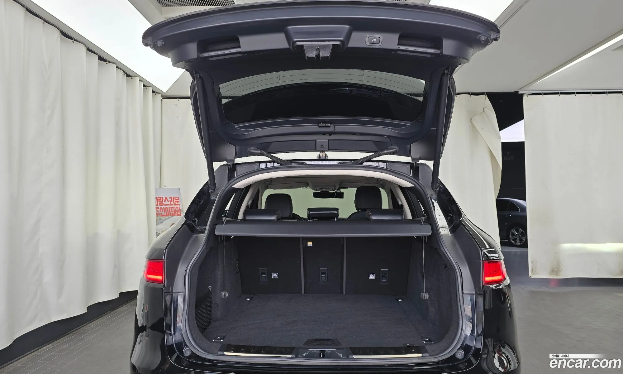 Jaguar F-Pace 2020 SADCA2BN4LA642822 — 6