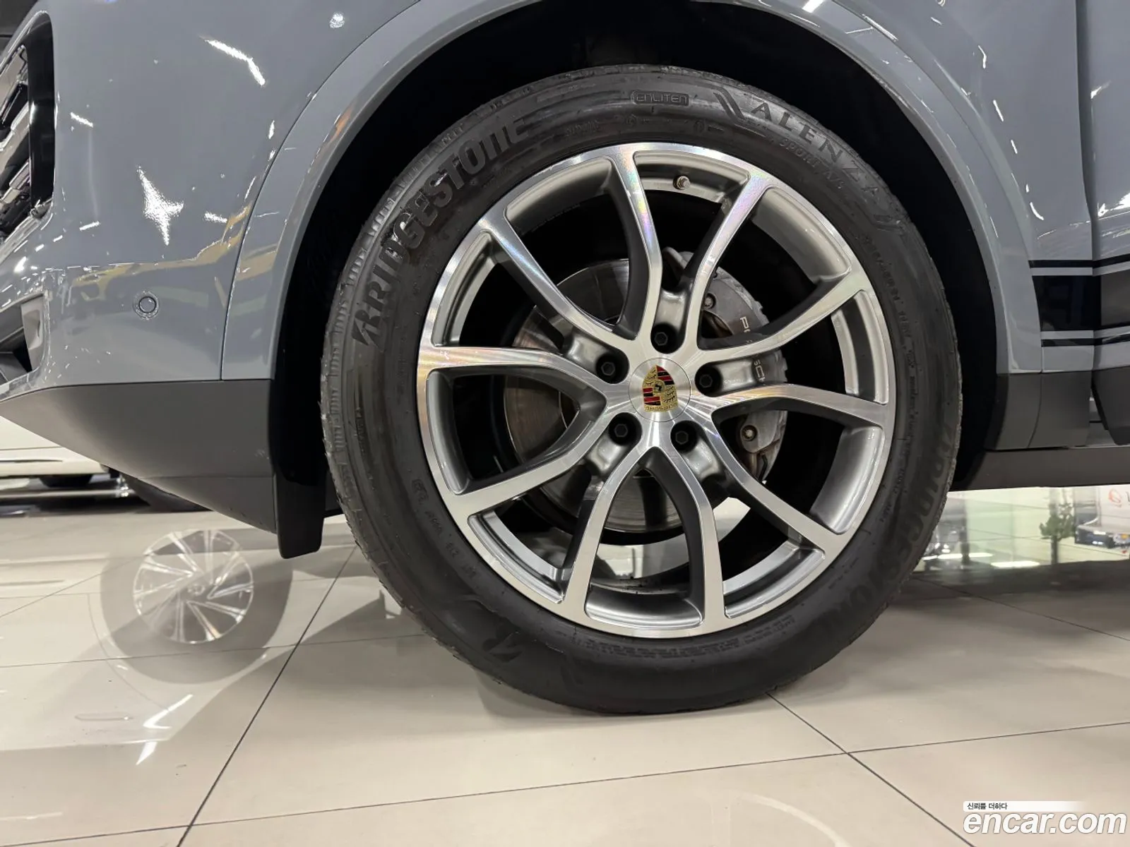 Porsche Cayenne 2023 — 5