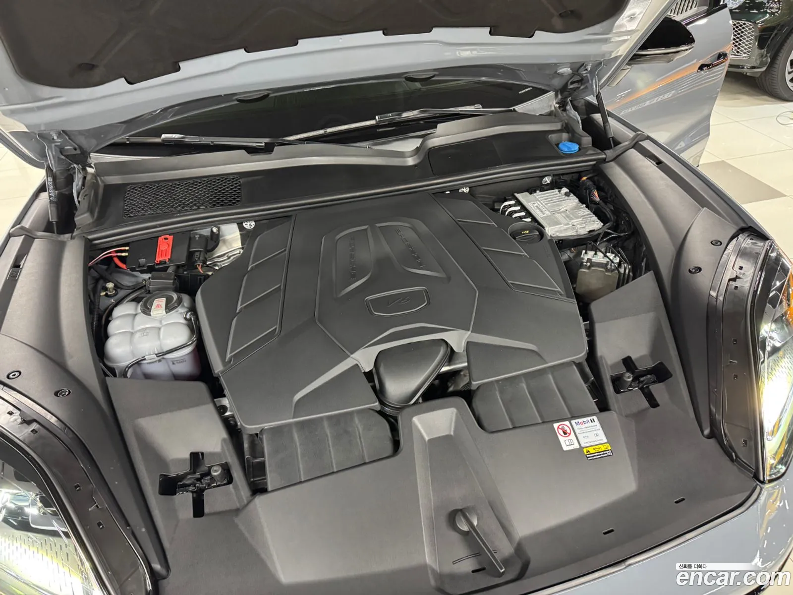 Porsche Cayenne 2023 — 14