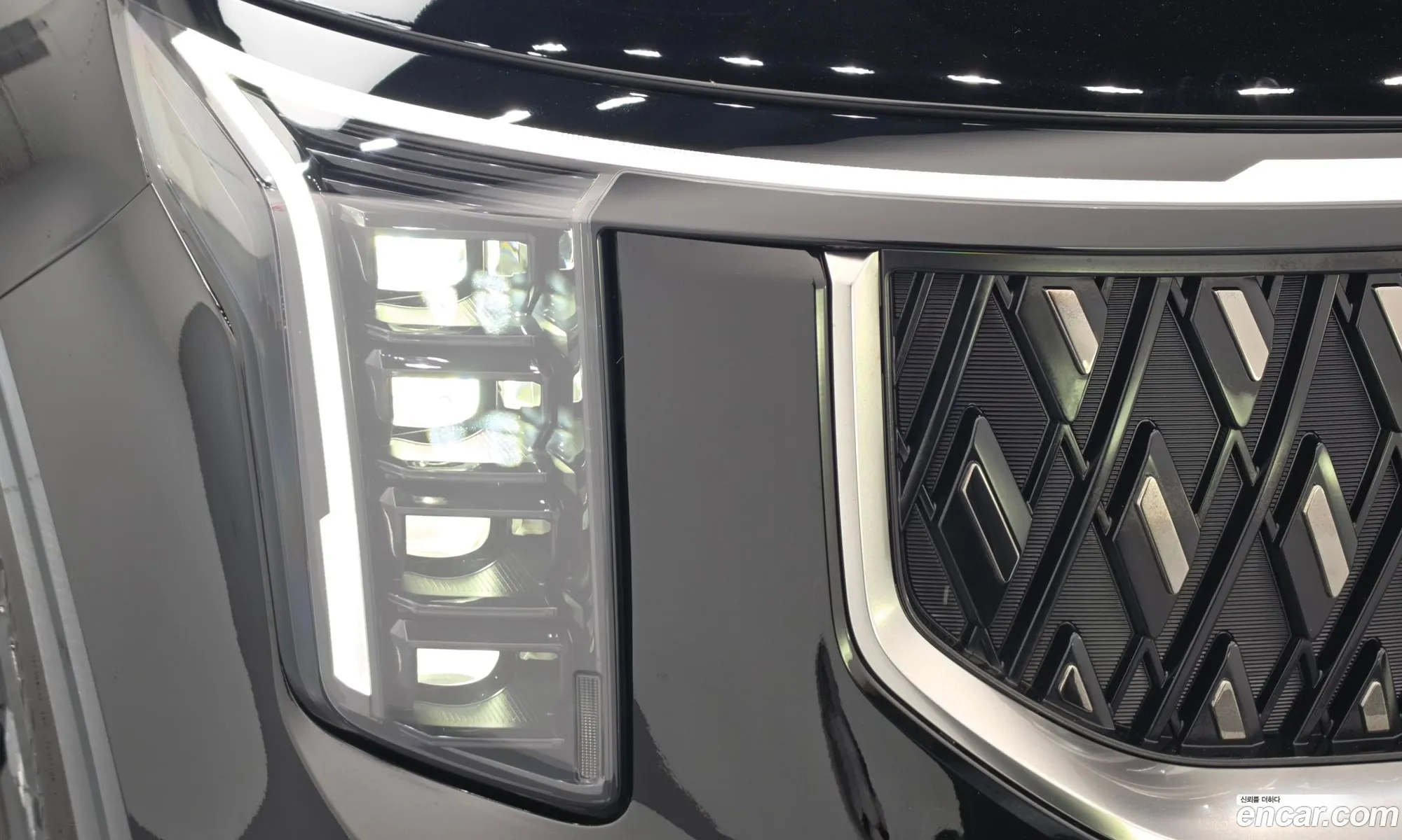 Kia Carnival 2025 — 12