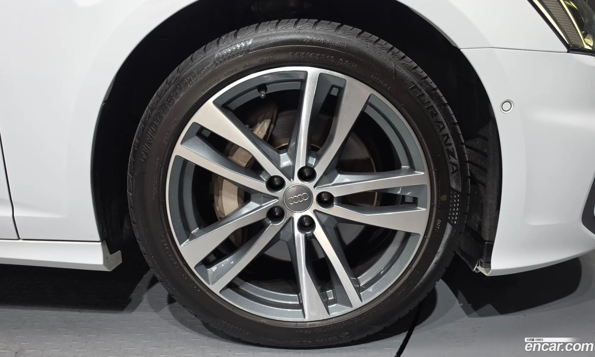 Audi A6 2021 WAUZZZF28MN009321 — 27