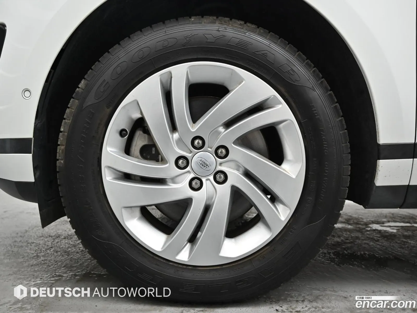 Land Rover Range Rover Evoque 2025 — 9