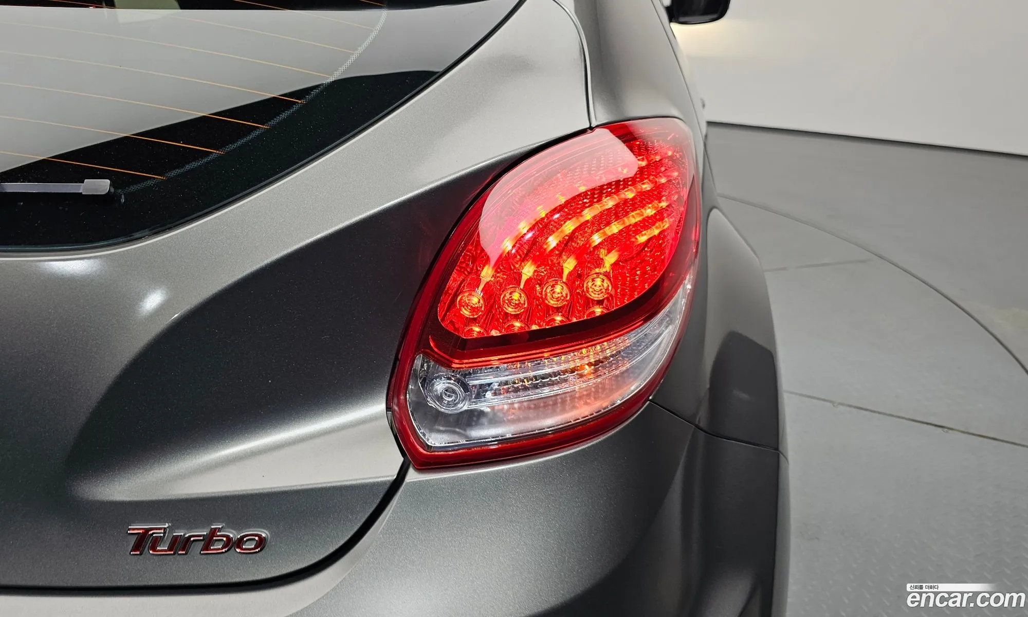 Hyundai Veloster 2016 — 20