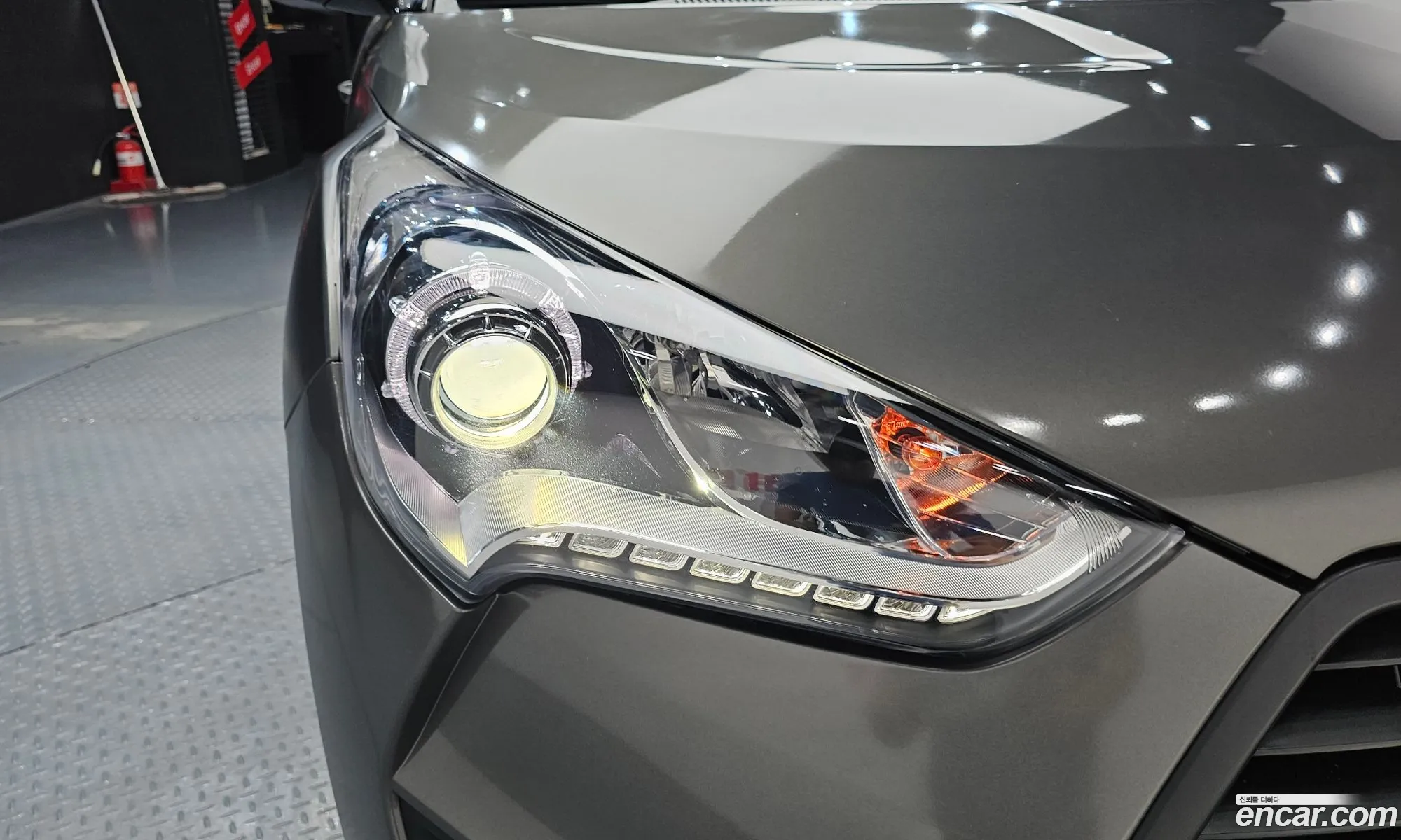 Hyundai Veloster 2016 — 32