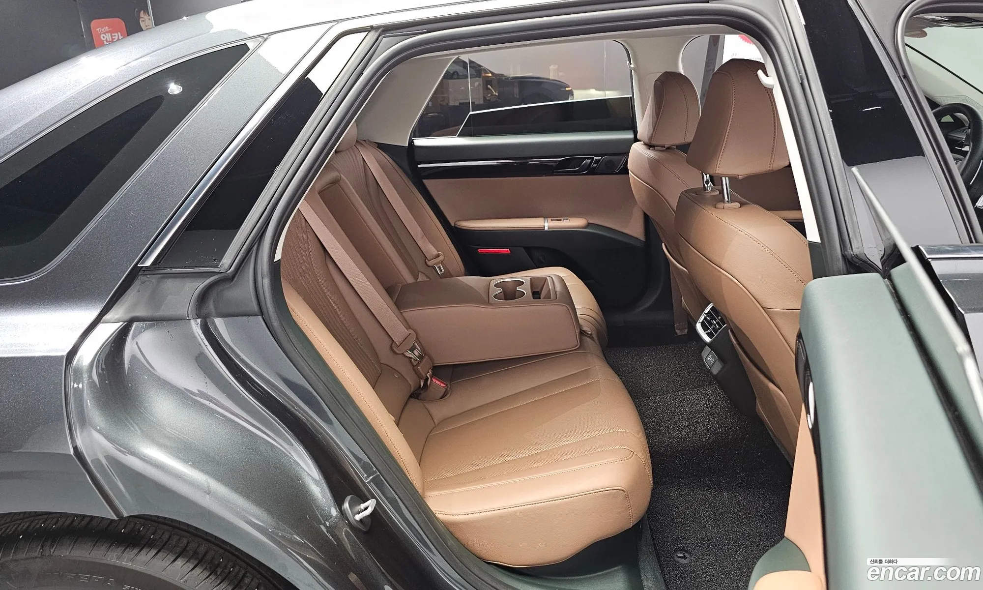 Hyundai Grandeur Hybrid 2024 — 15
