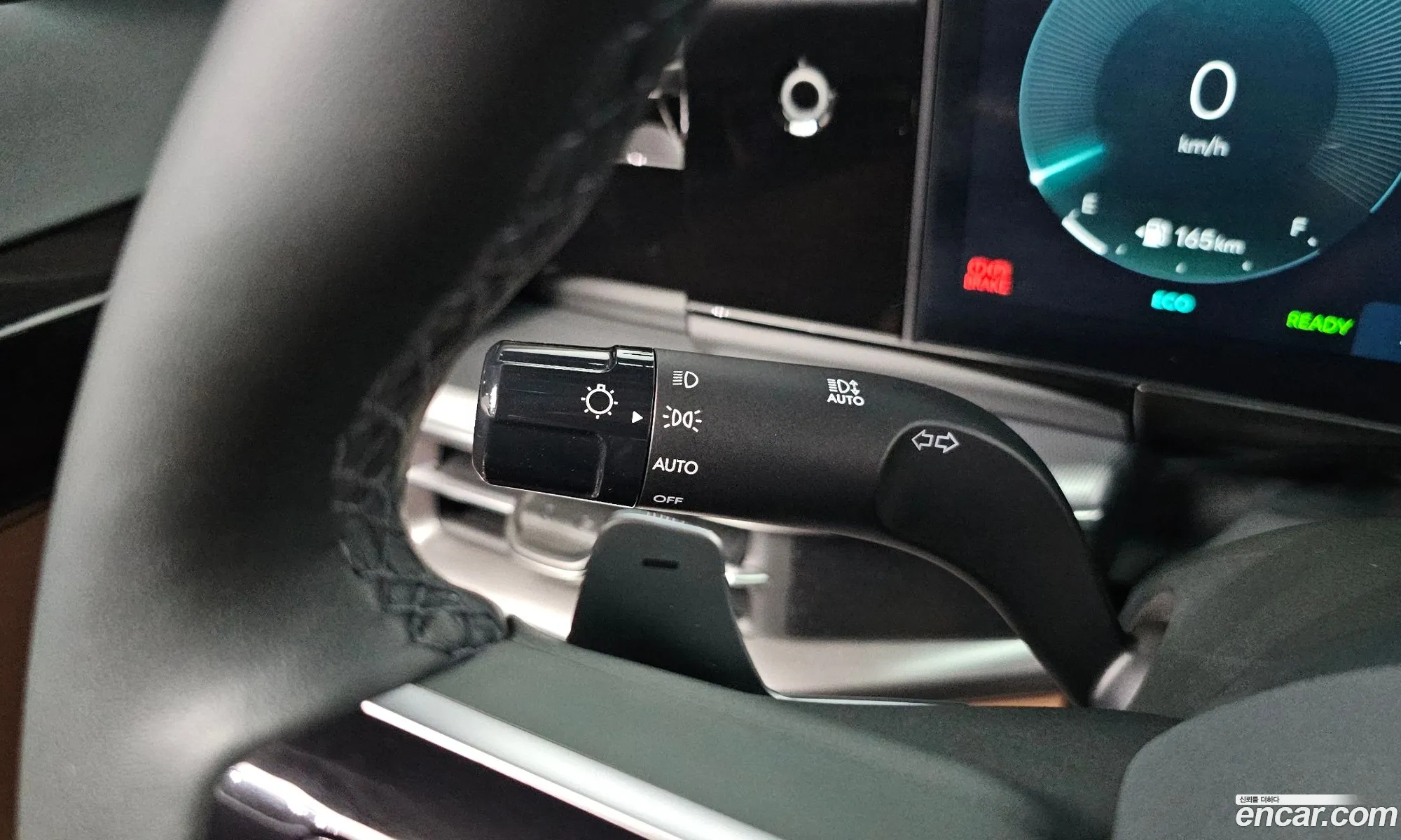 Hyundai Grandeur Hybrid 2024 — 27