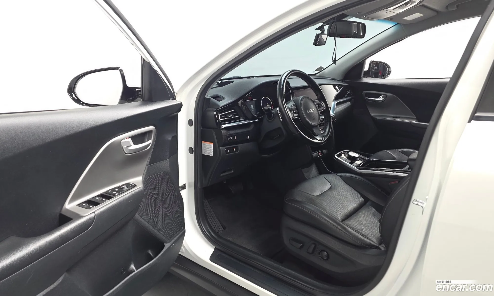 Kia Niro Plus 2022 — 15