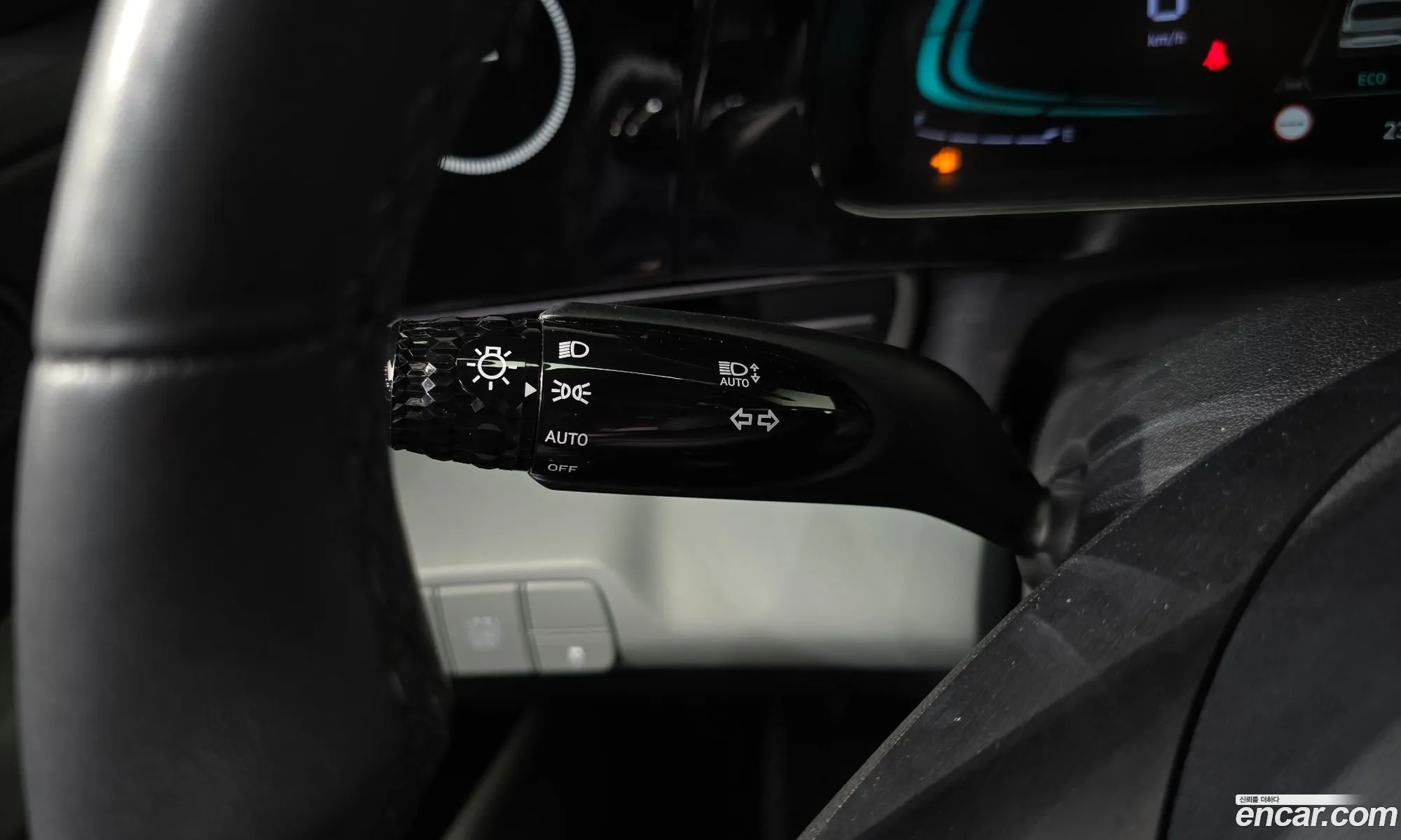 Hyundai Elantra Hybrid 2023 — 2