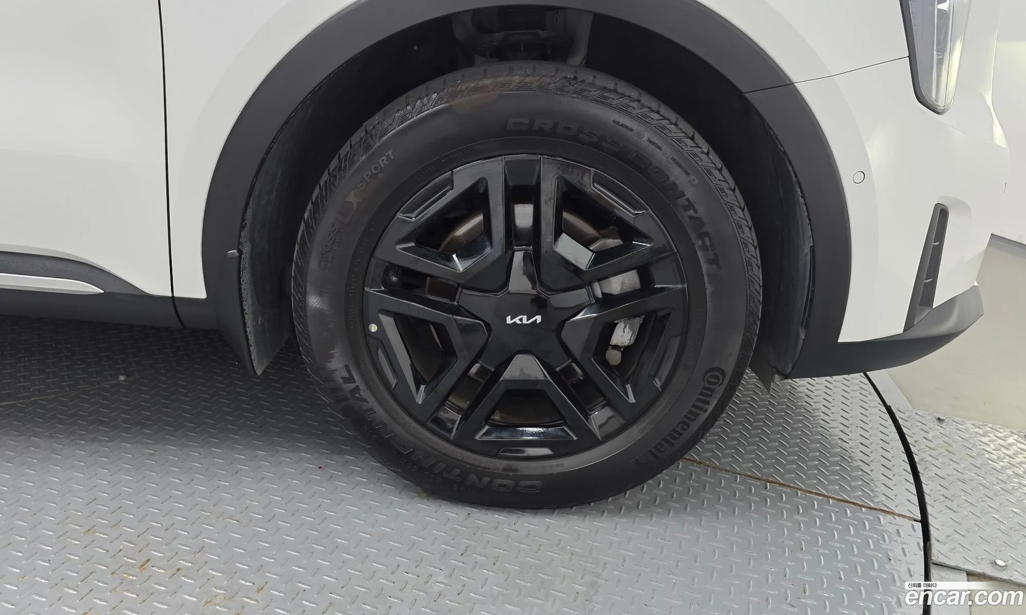 Kia Sorento 2023 — 12