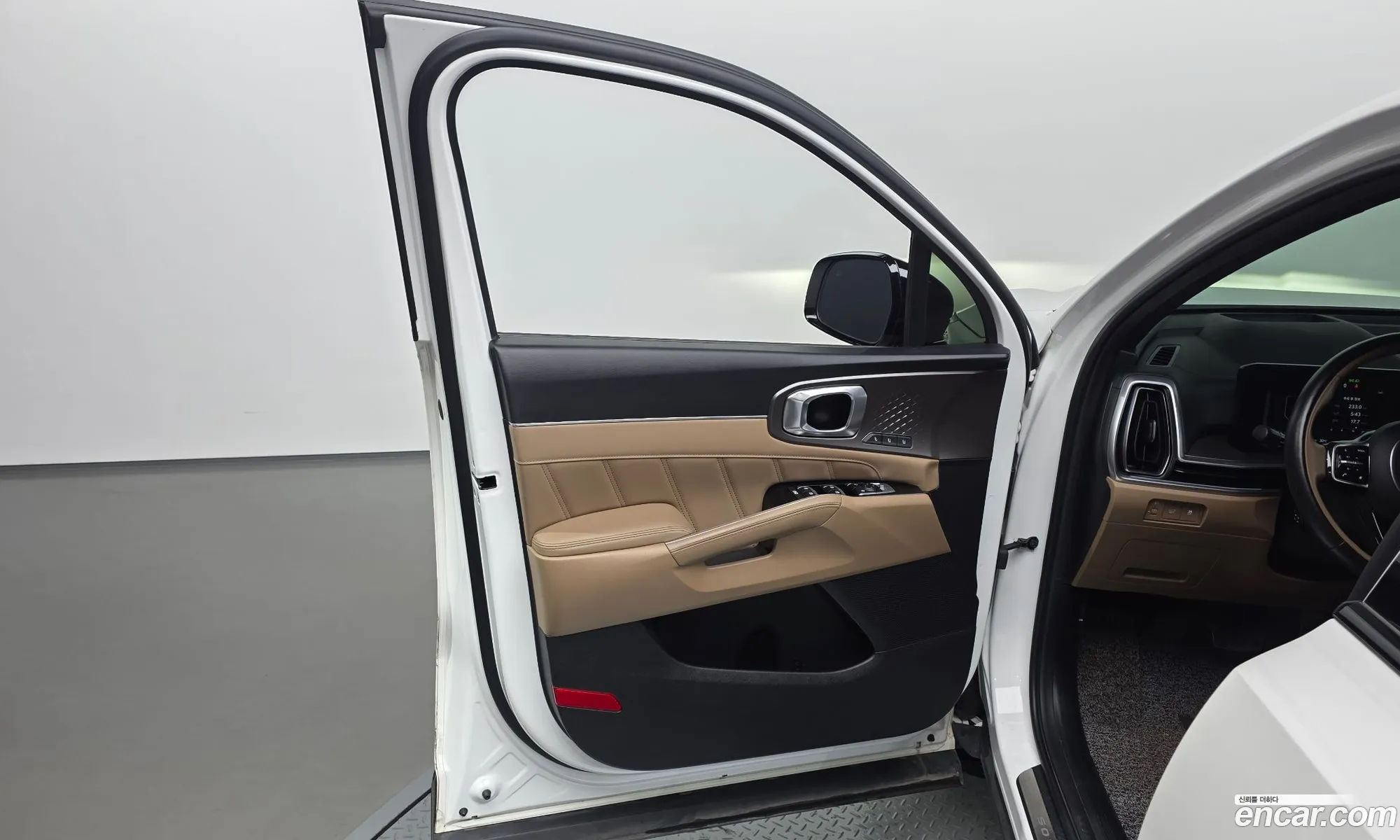 Kia Sorento 2023 — 33