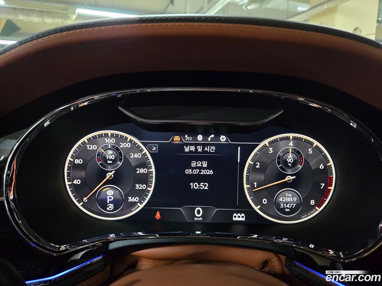 Bentley Flying Spur 2021 — 19