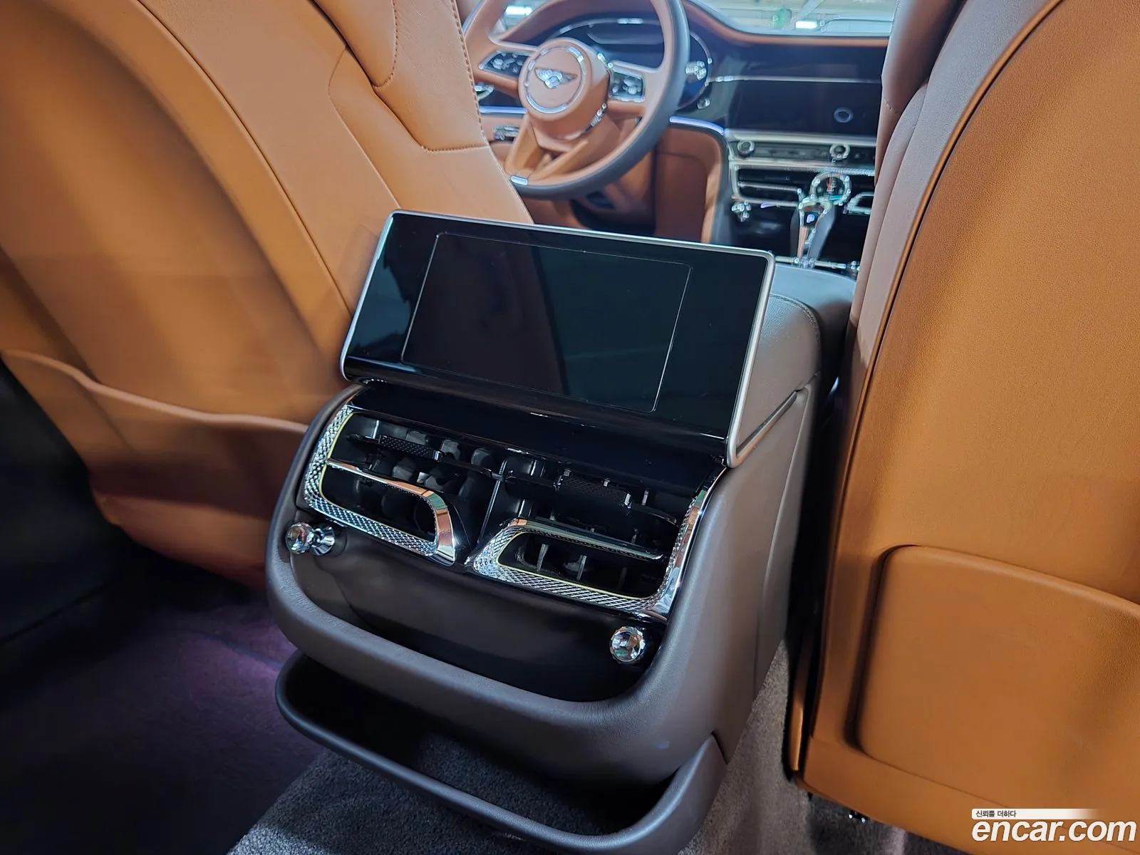 Bentley Flying Spur 2021 — 10