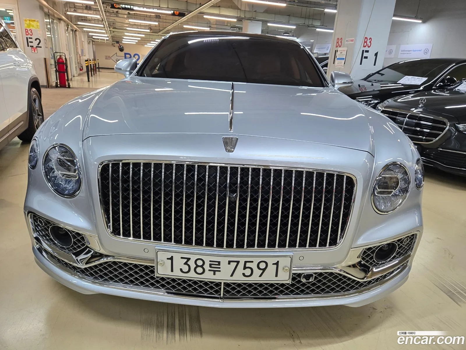 Bentley Flying Spur 2021 — 18