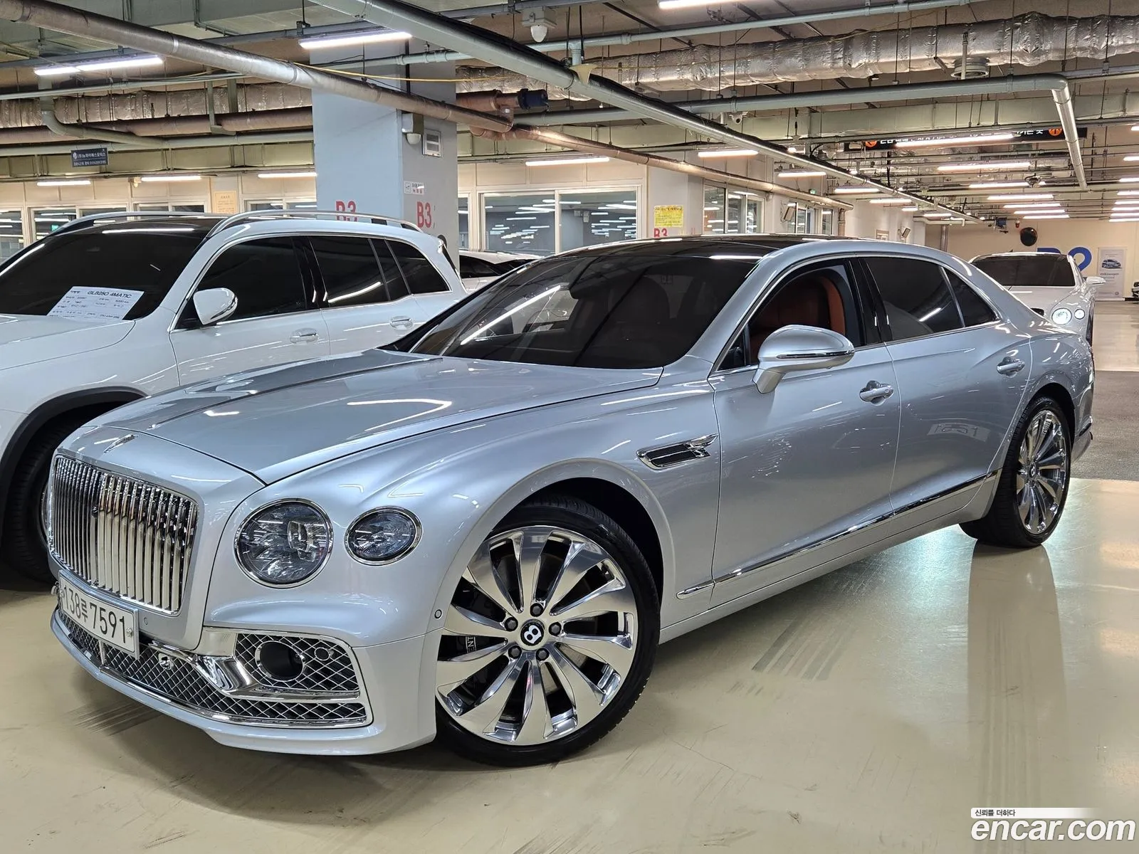 Bentley Flying Spur 2021 — 12