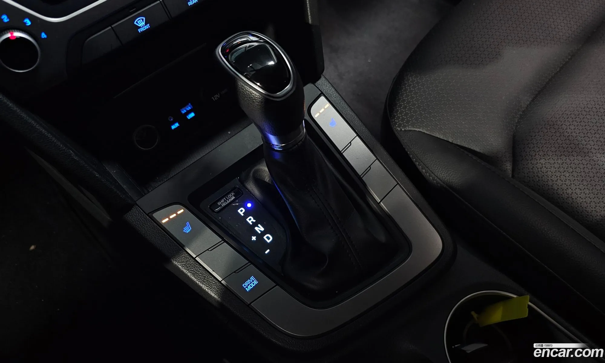 Hyundai Elantra AD 2017 — 17