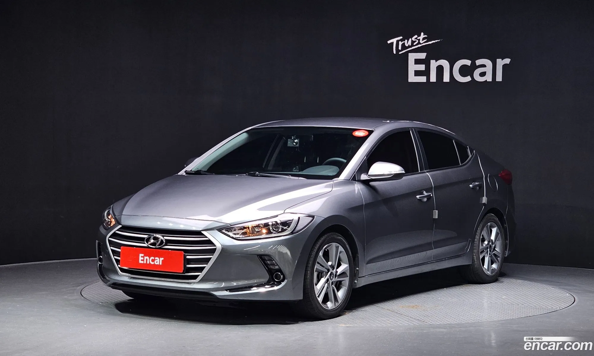 Hyundai Elantra AD 2017 — 21