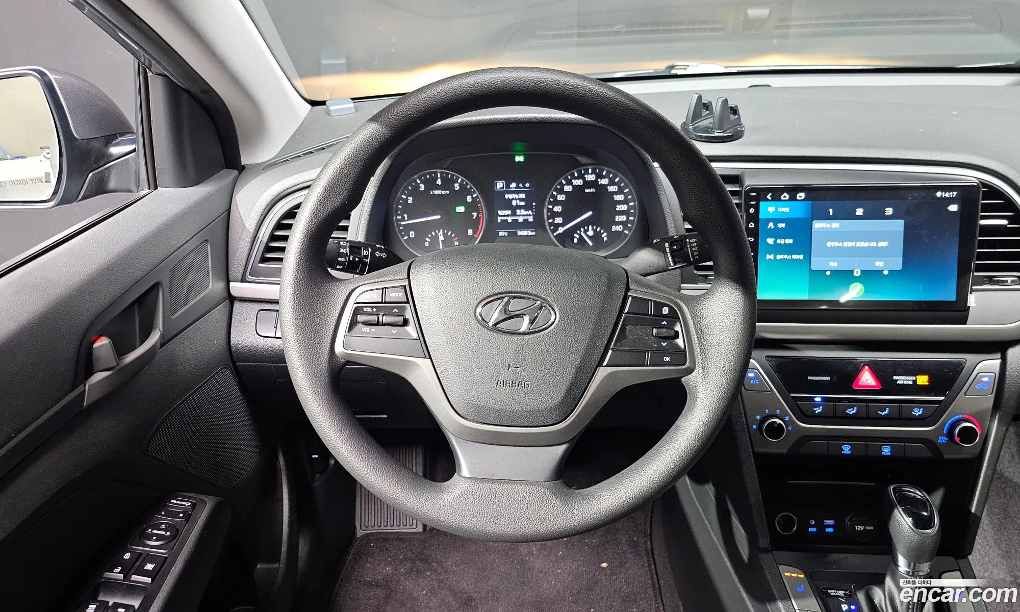 Hyundai Elantra AD 2017 — 20
