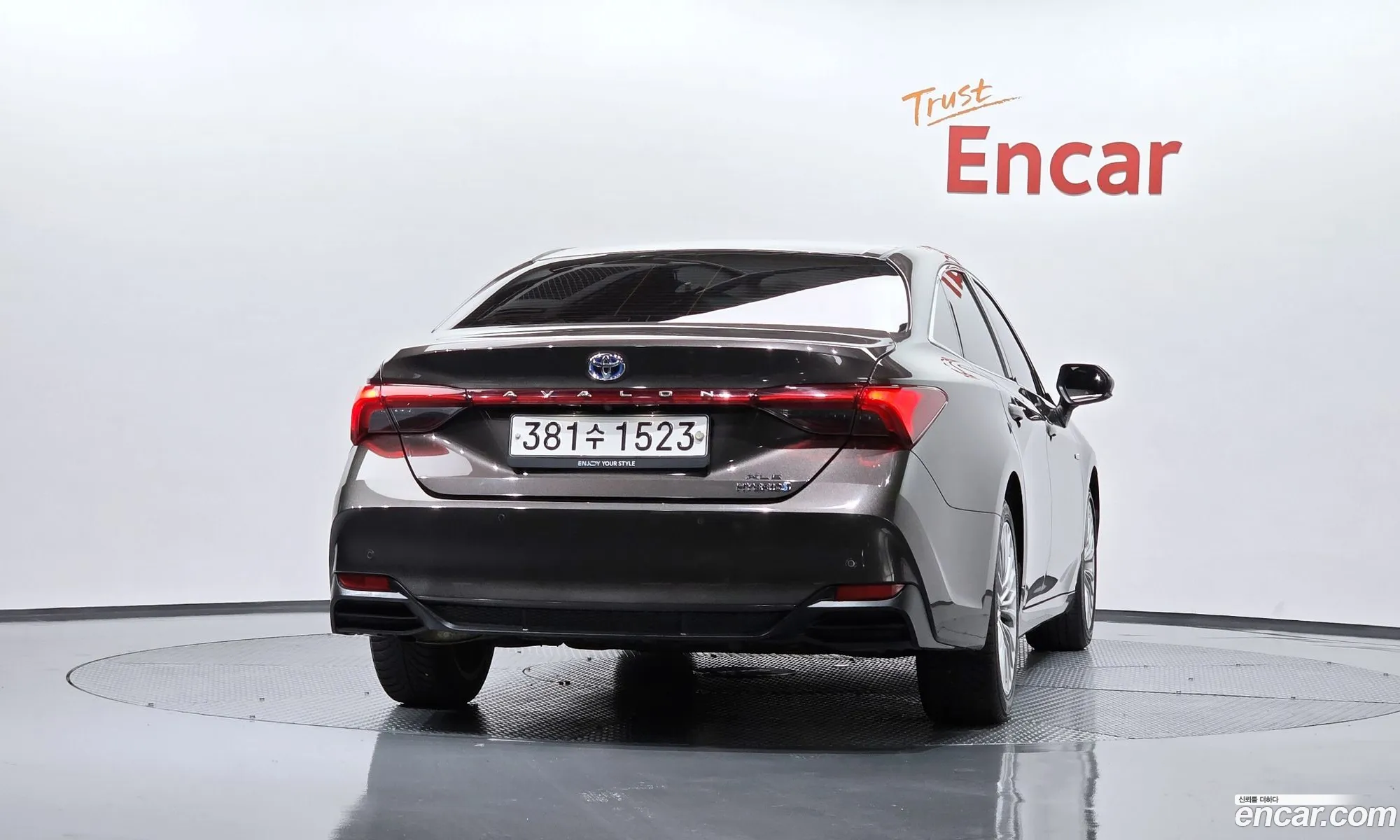 Toyota Avalon 2019 — 19