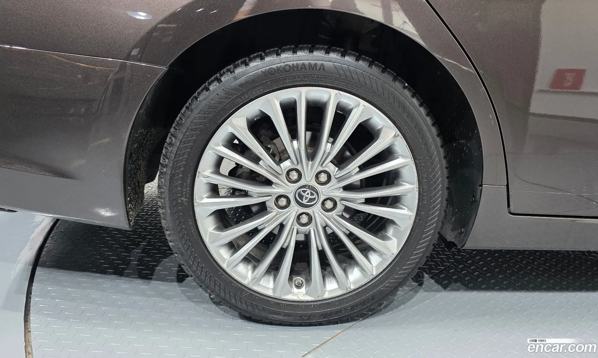 Toyota Avalon 2019 — 8