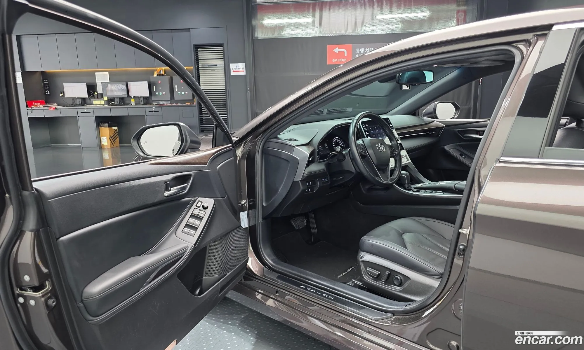 Toyota Avalon 2019 — 15