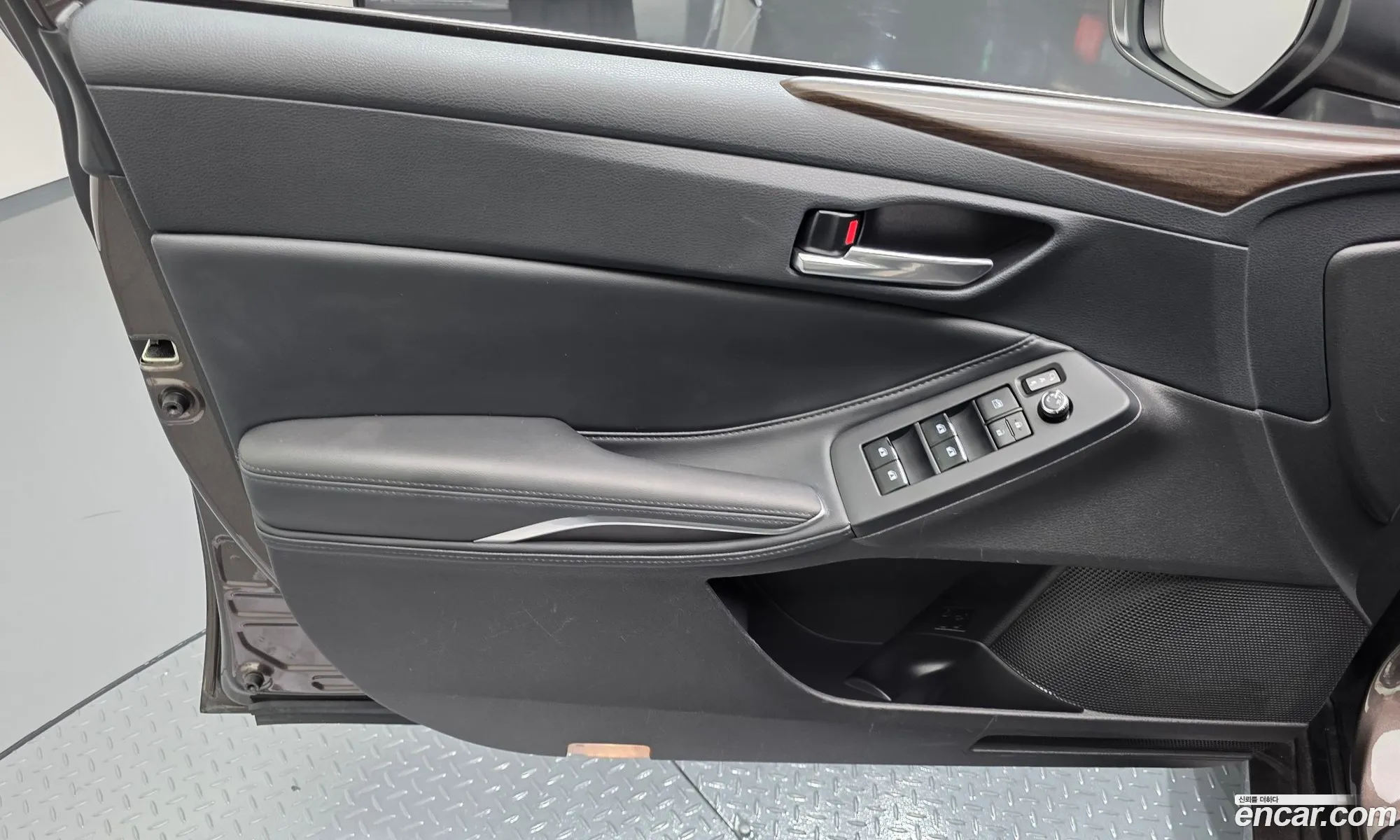 Toyota Avalon 2019 — 14