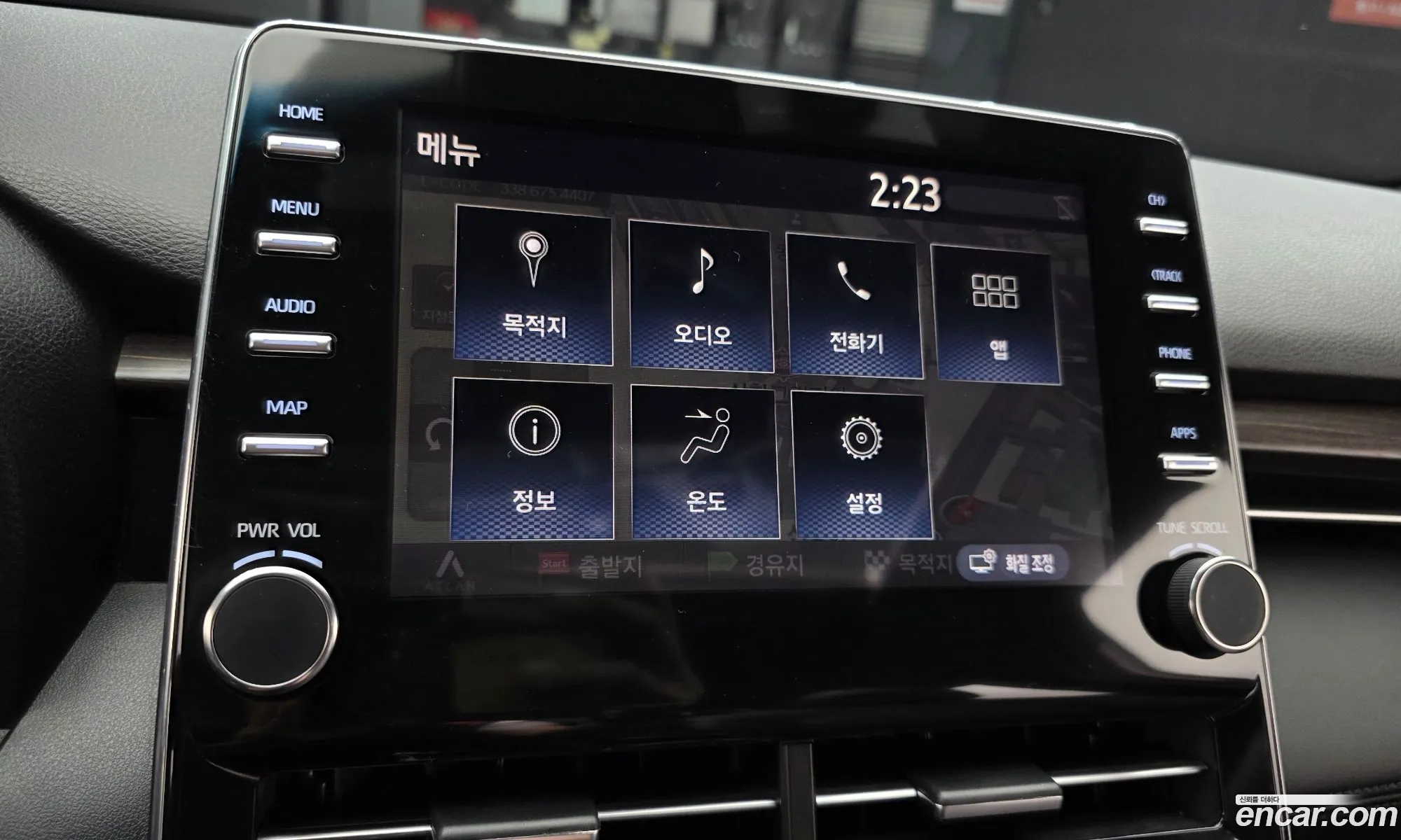 Toyota Avalon 2019 — 3