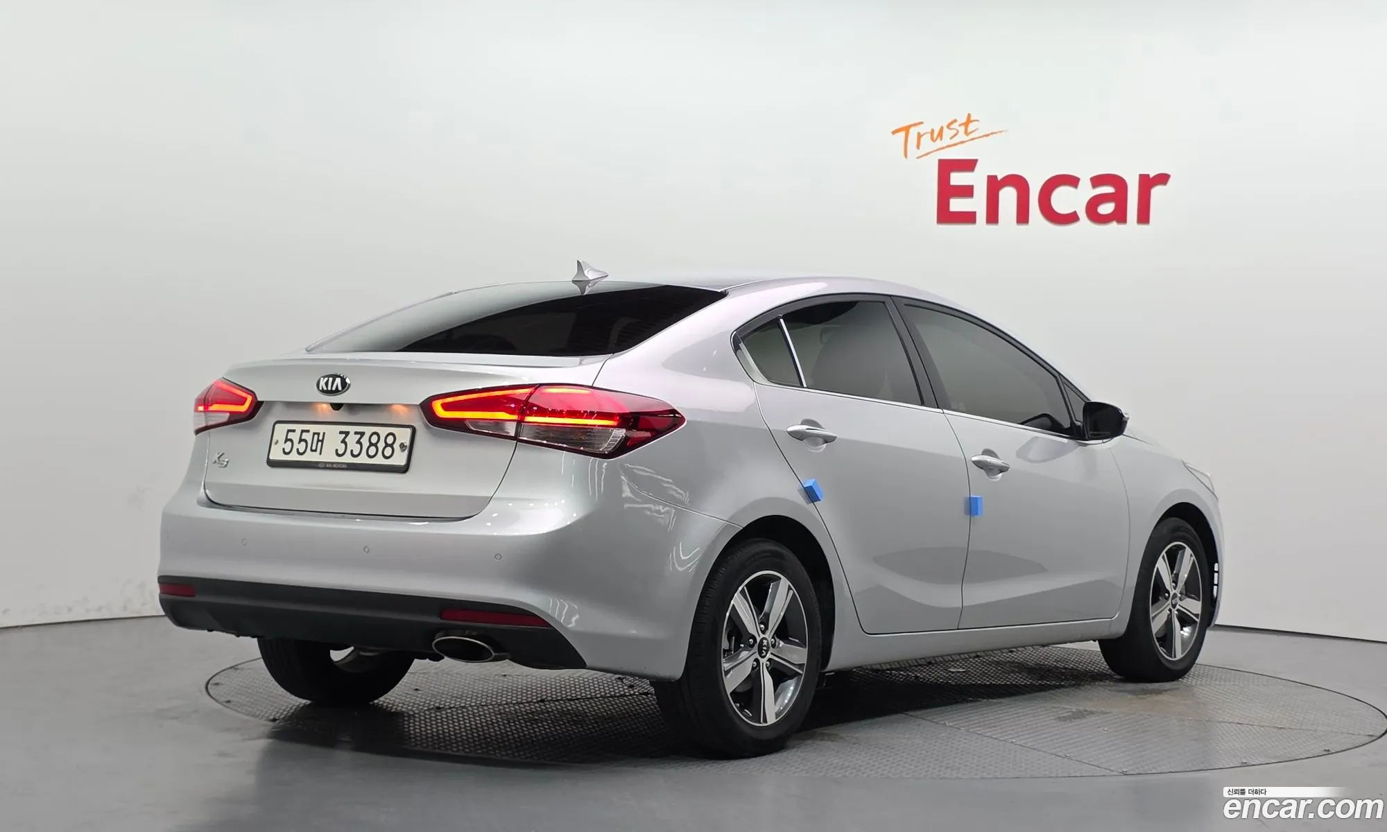 Kia K3 2017 — 23