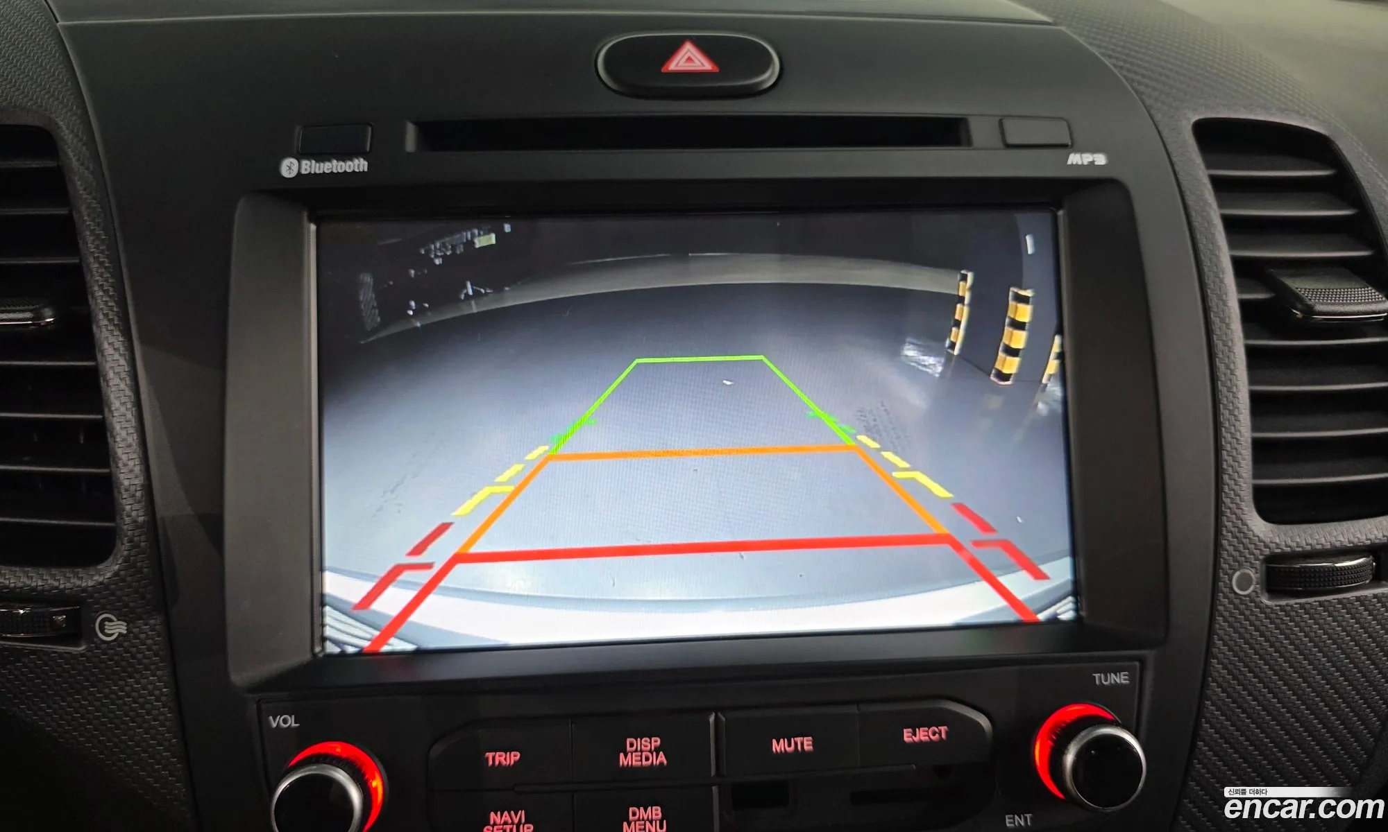 Kia K3 2017 — 14