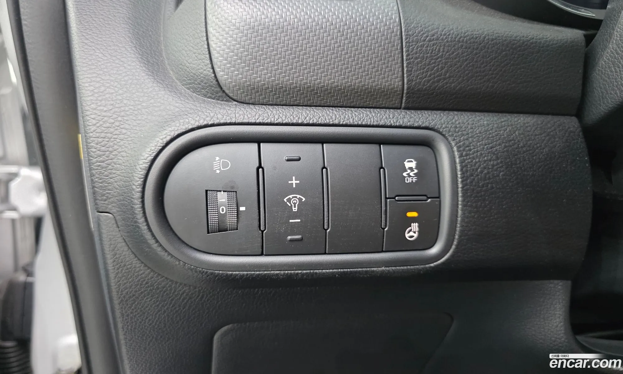 Kia K3 2017 — 9