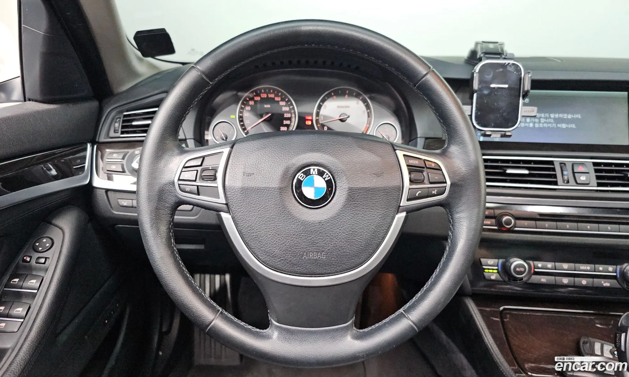 BMW 5 Series 2011 WBAFR1100BC855123 — 5