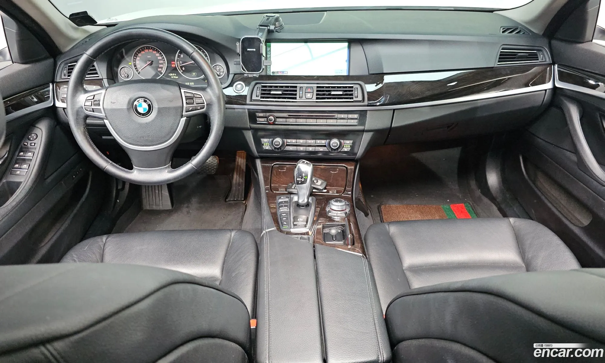 BMW 5 Series 2011 WBAFR1100BC855123 — 12