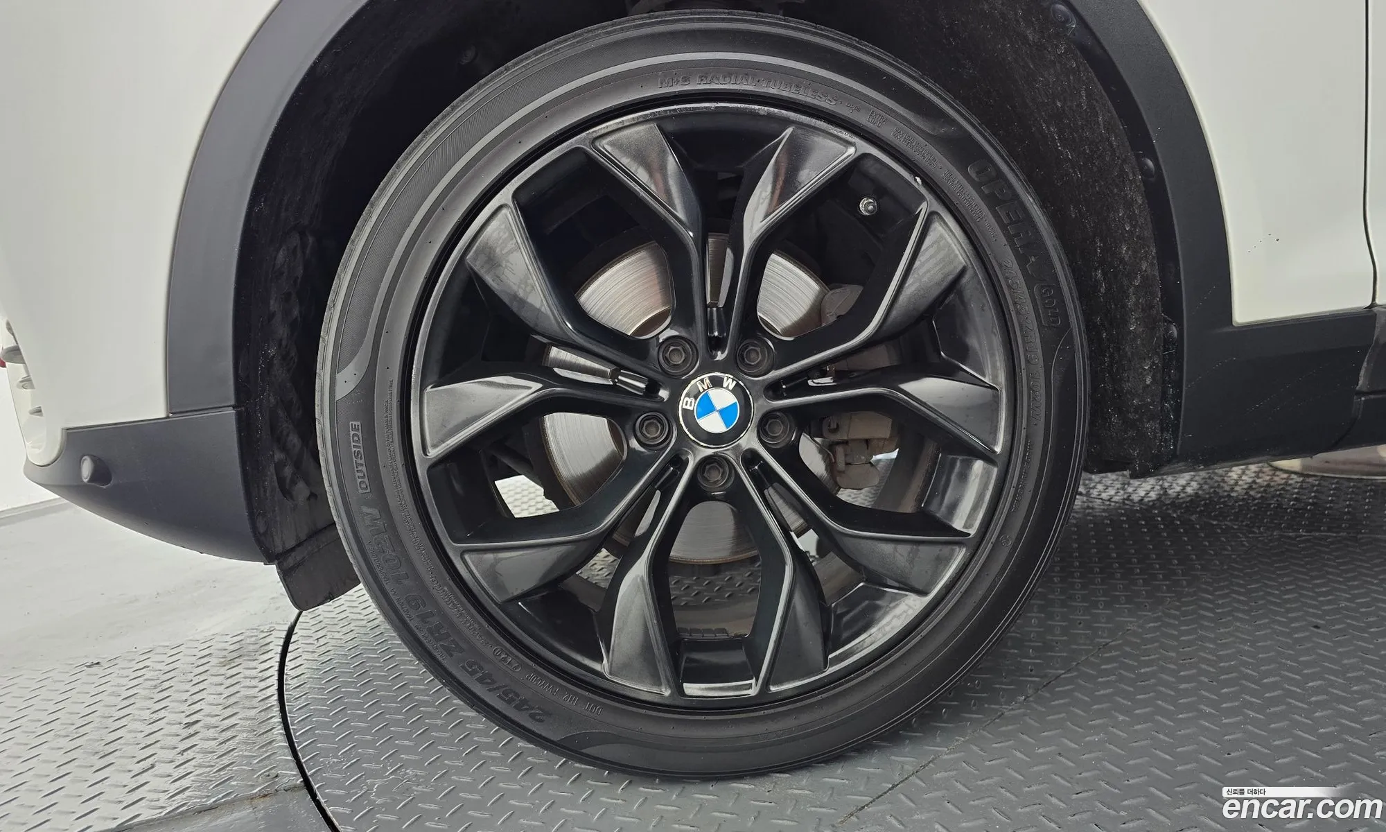BMW X3 2015 — 14