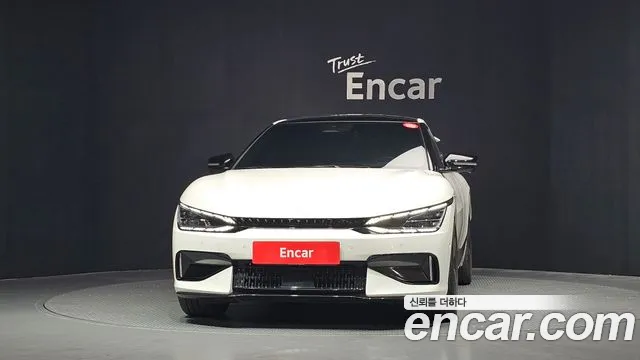 Kia EV6 2023 — 2