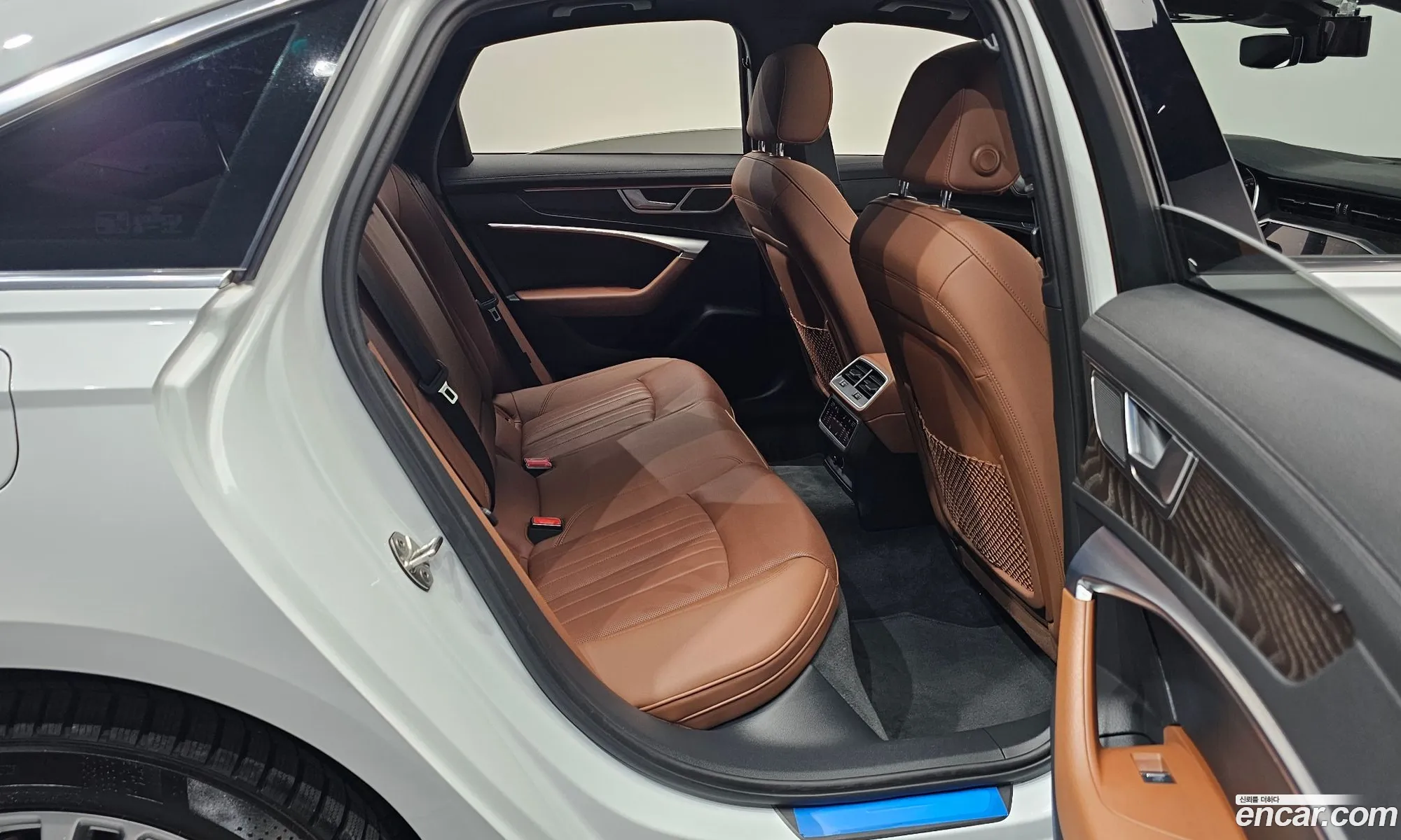 Audi A6 2020 WAUZZZF27LN072053 — 32