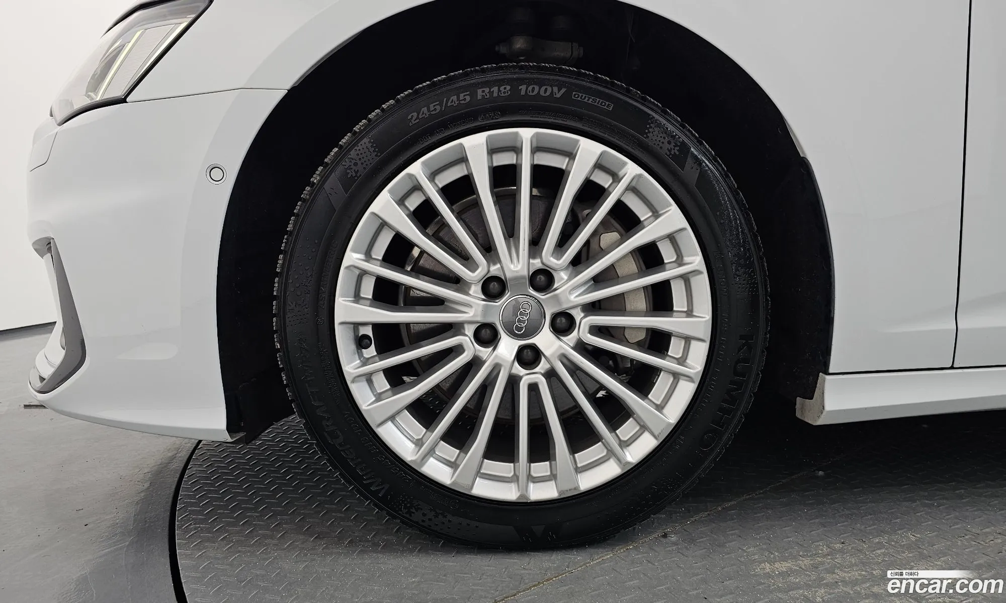 Audi A6 2020 WAUZZZF27LN072053 — 23