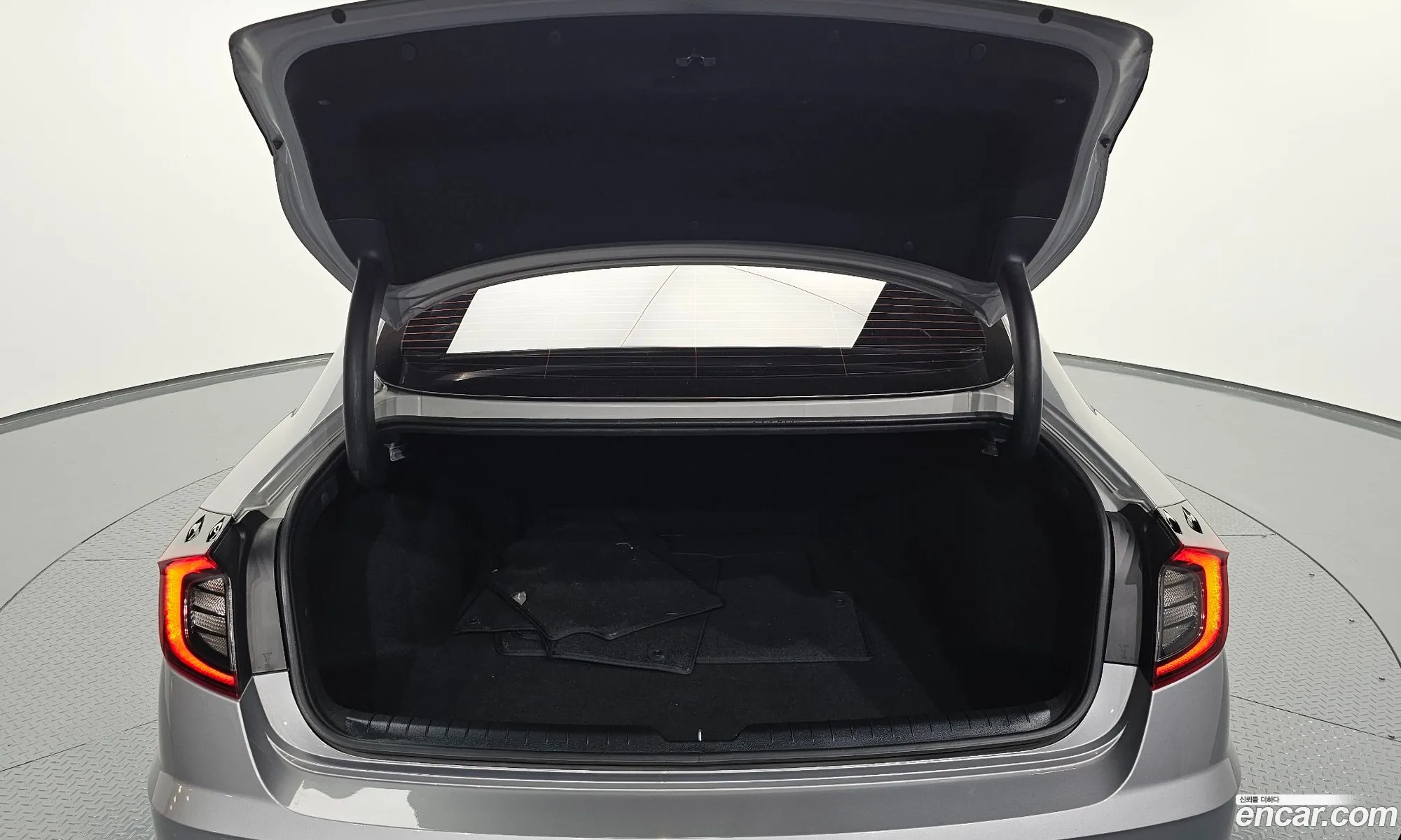 Hyundai Sonata 2022 — 24