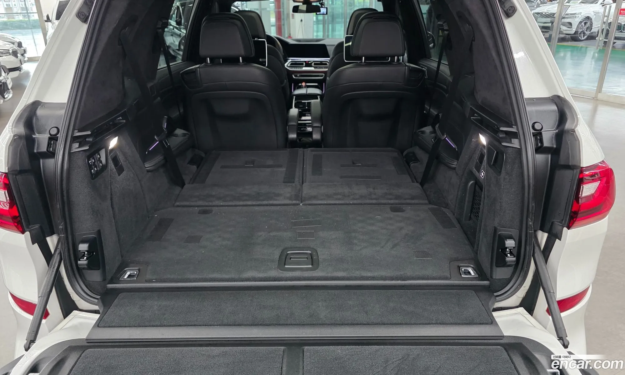 BMW X7 2020 — 18