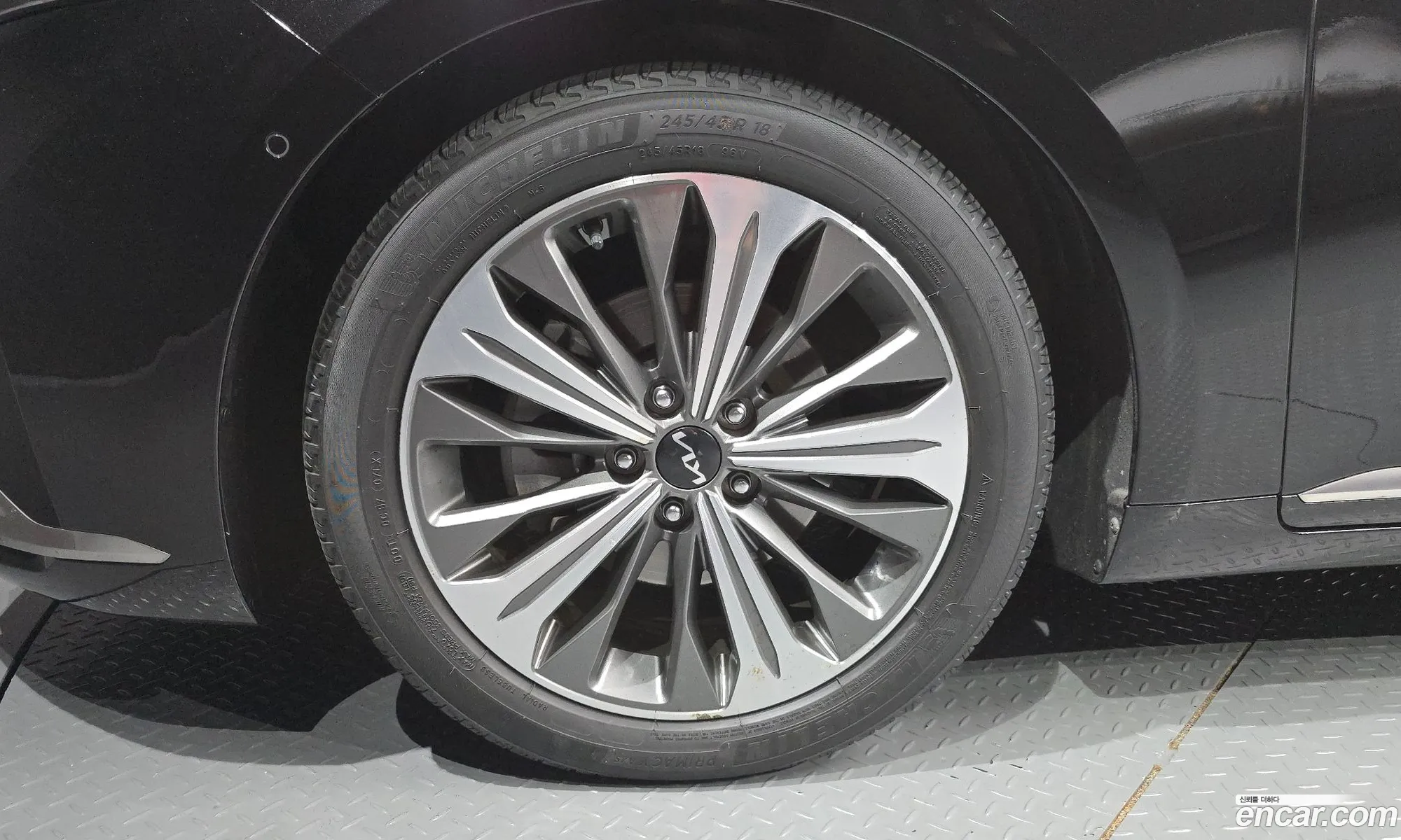 Kia K8 Hybrid 2022 — 20