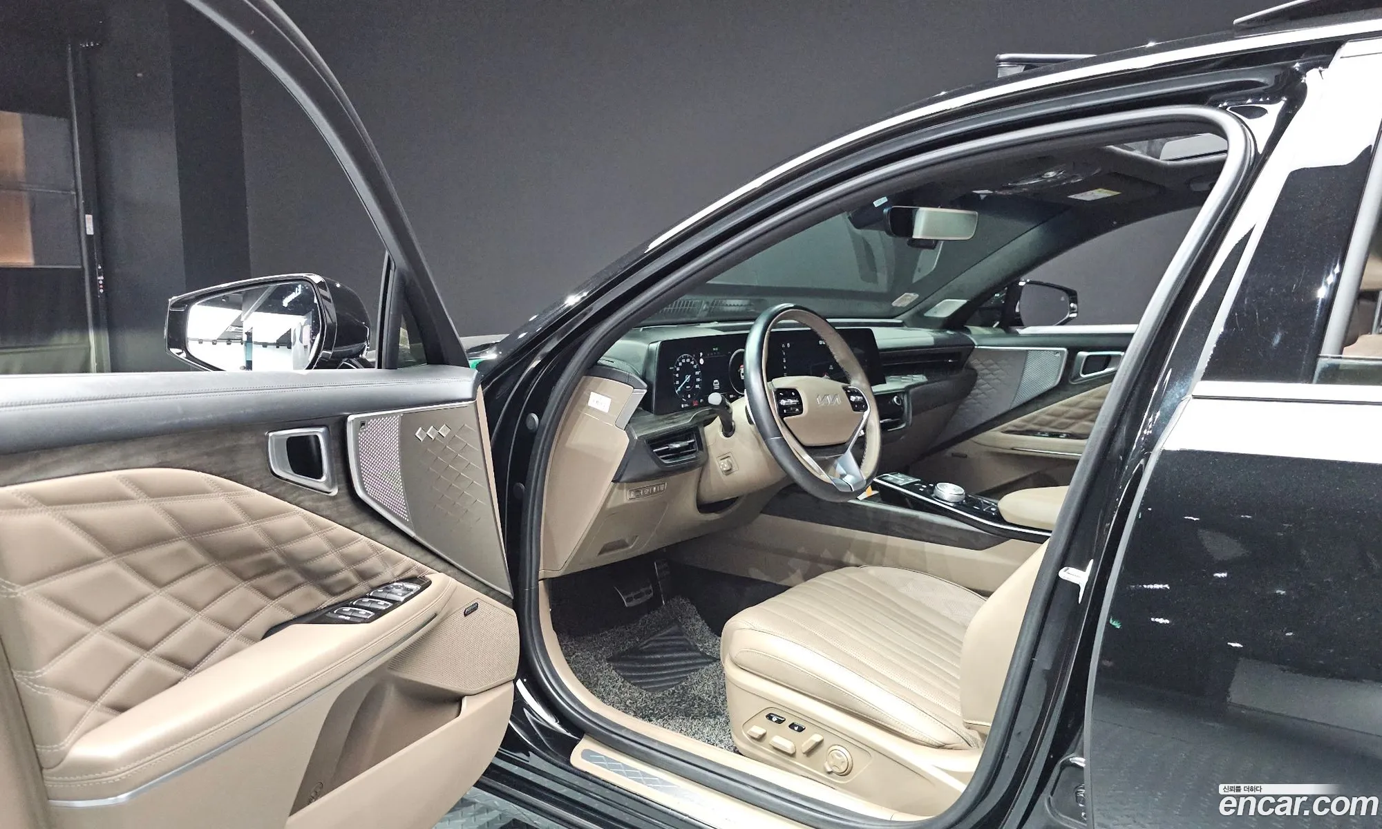 Kia K8 Hybrid 2022 — 3