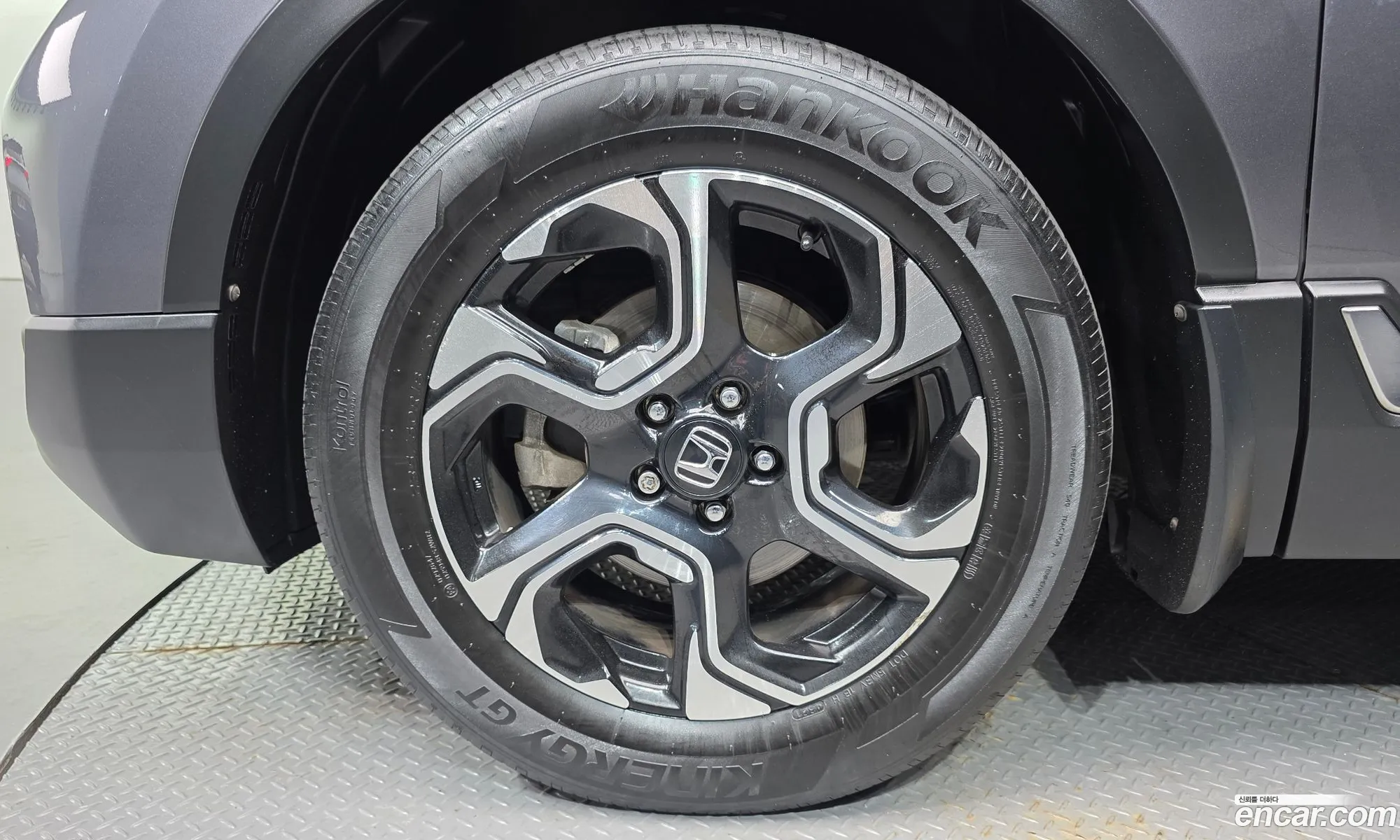 Honda CR-V 2017 2HKRW2H90HH117533 — 16