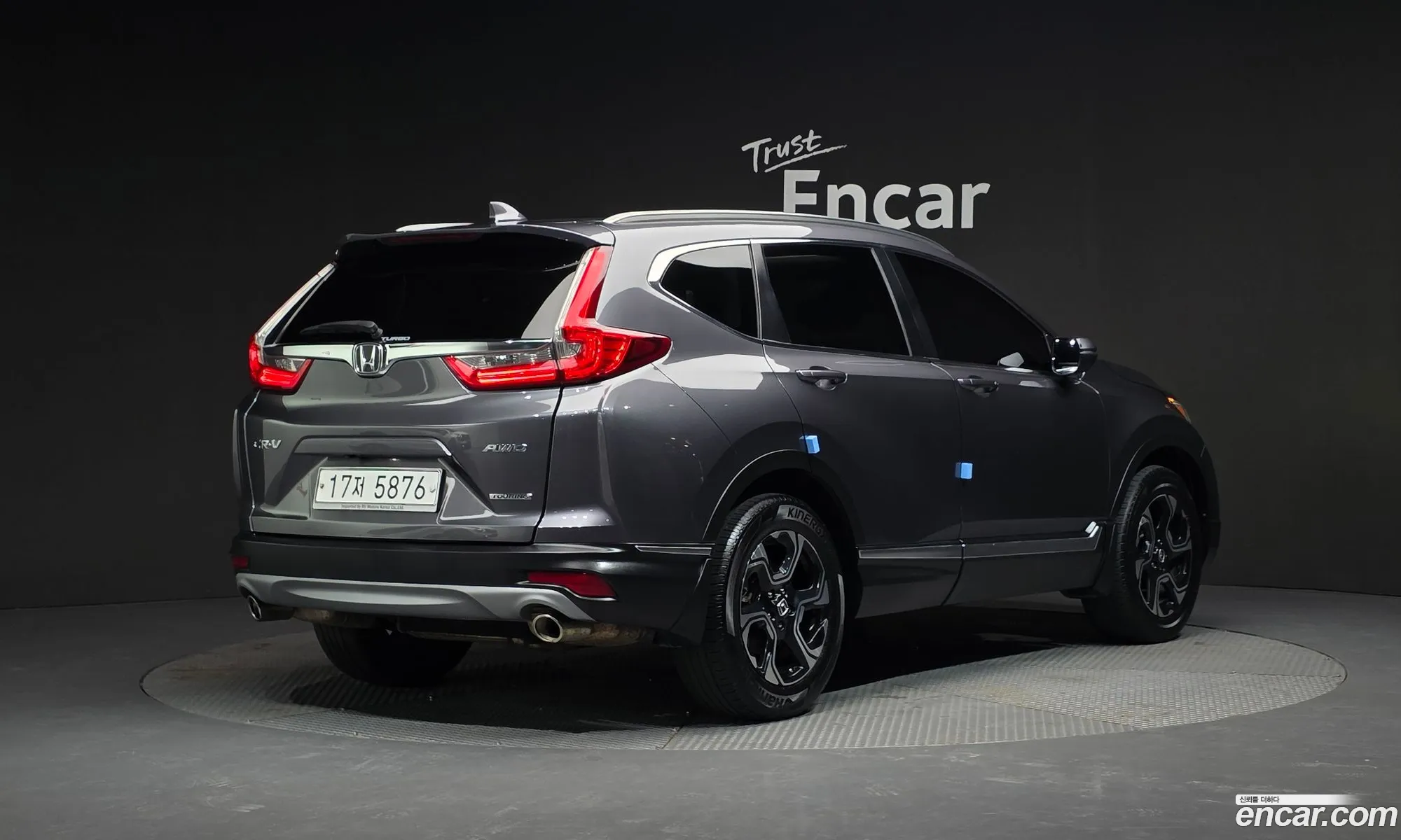 Honda CR-V 2017 2HKRW2H90HH117533 — 18