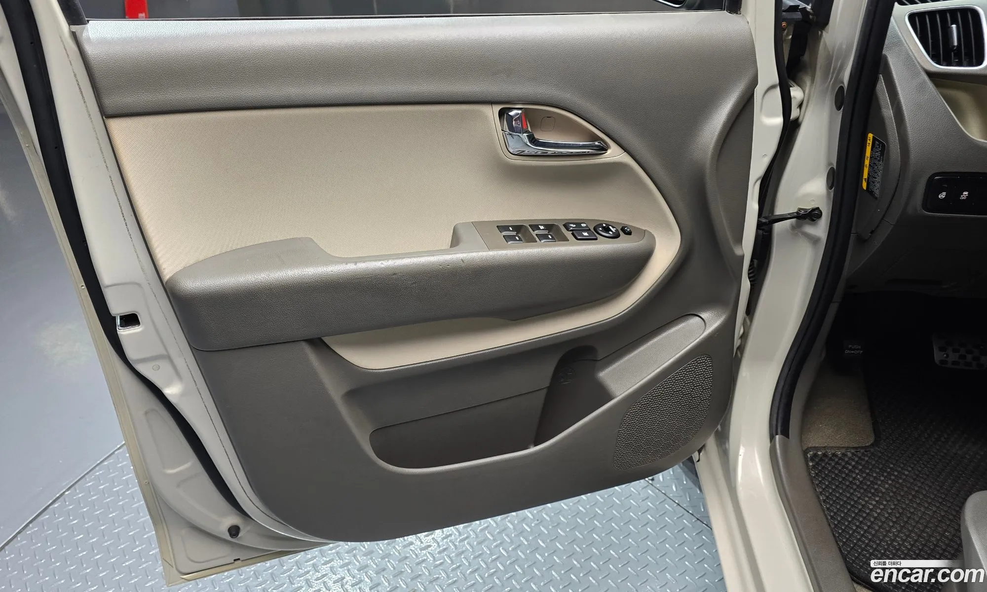 Kia Ray 2012 — 2