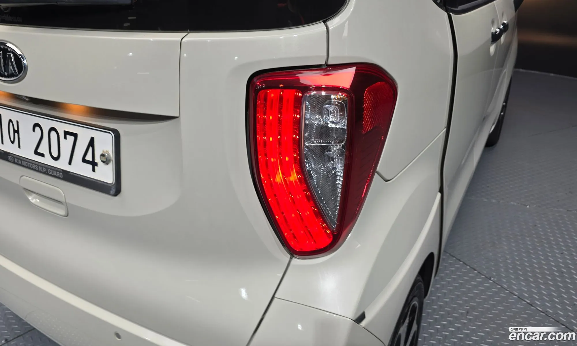 Kia Ray 2012 — 18